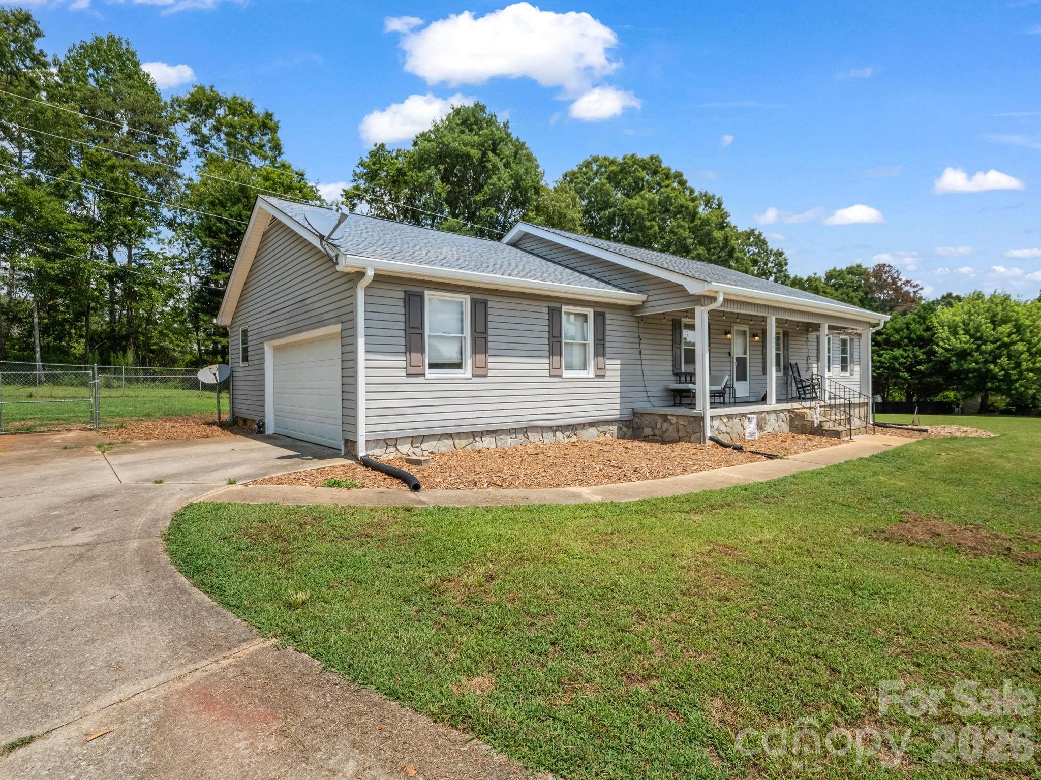 266 Asheland Drive — photo