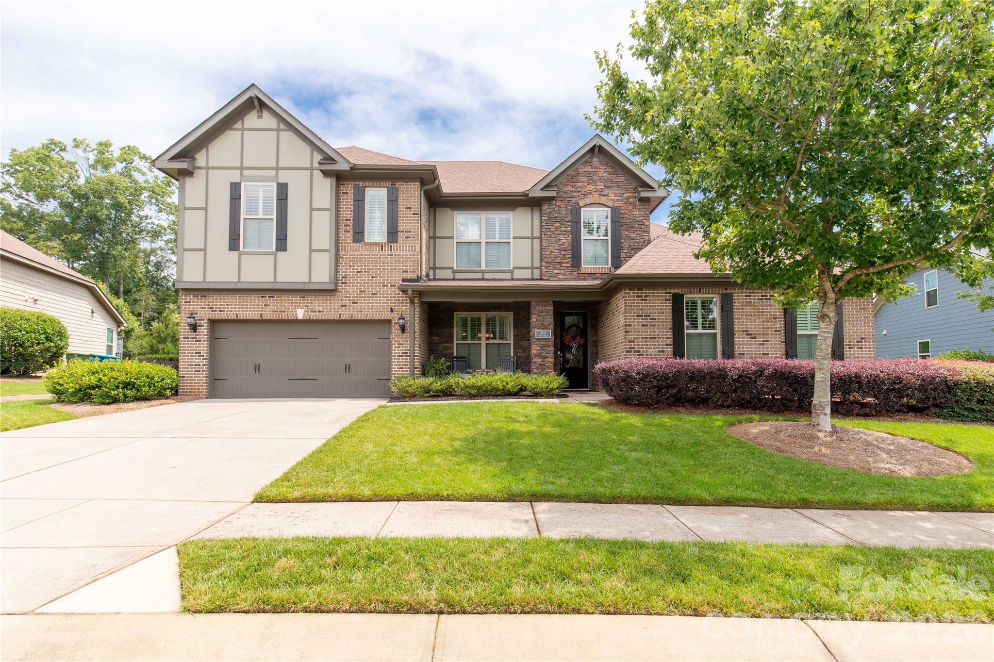 831 Tyne Drive — photo
