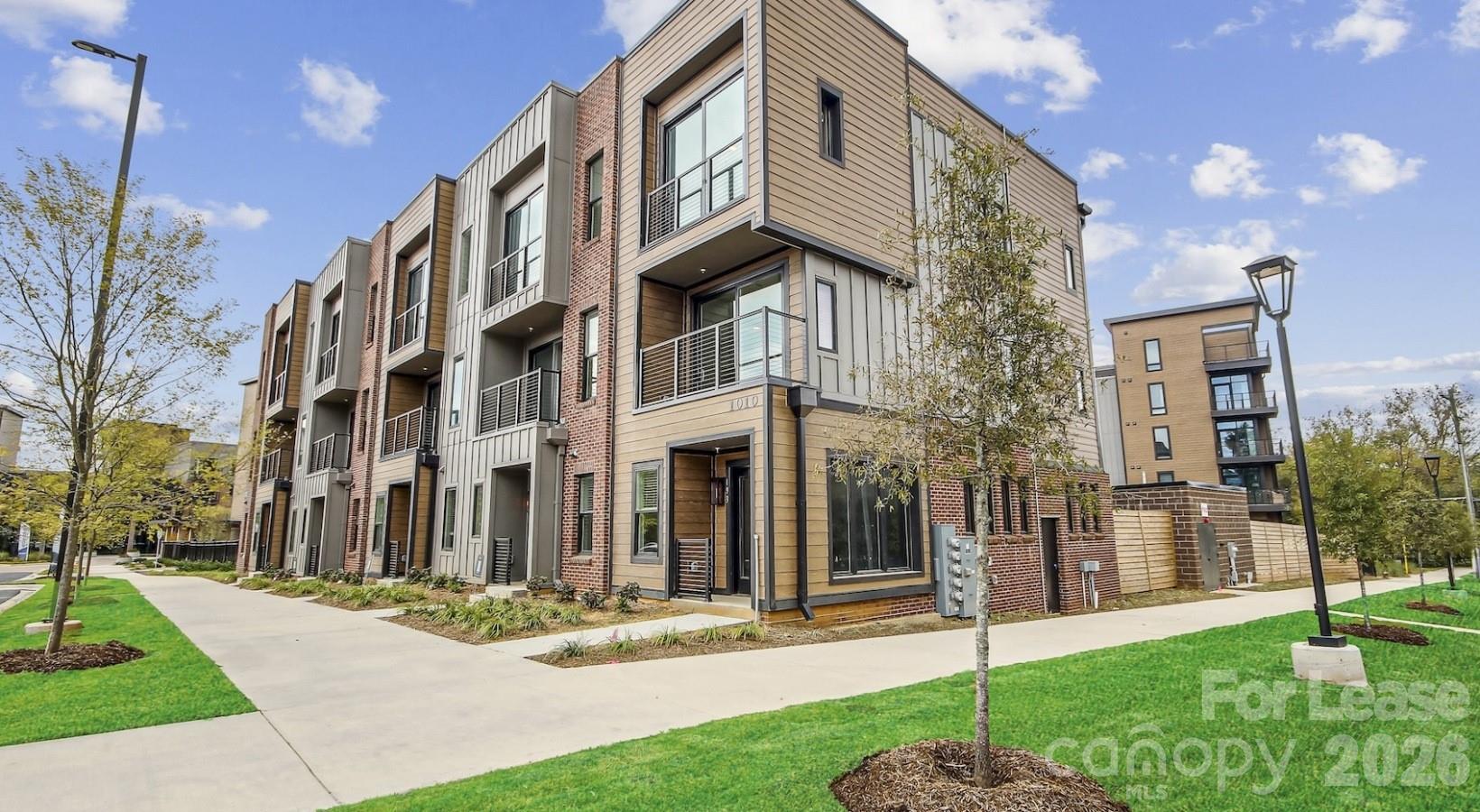 1028 Stitch Bend Way Elderwood (Townhome) — photo