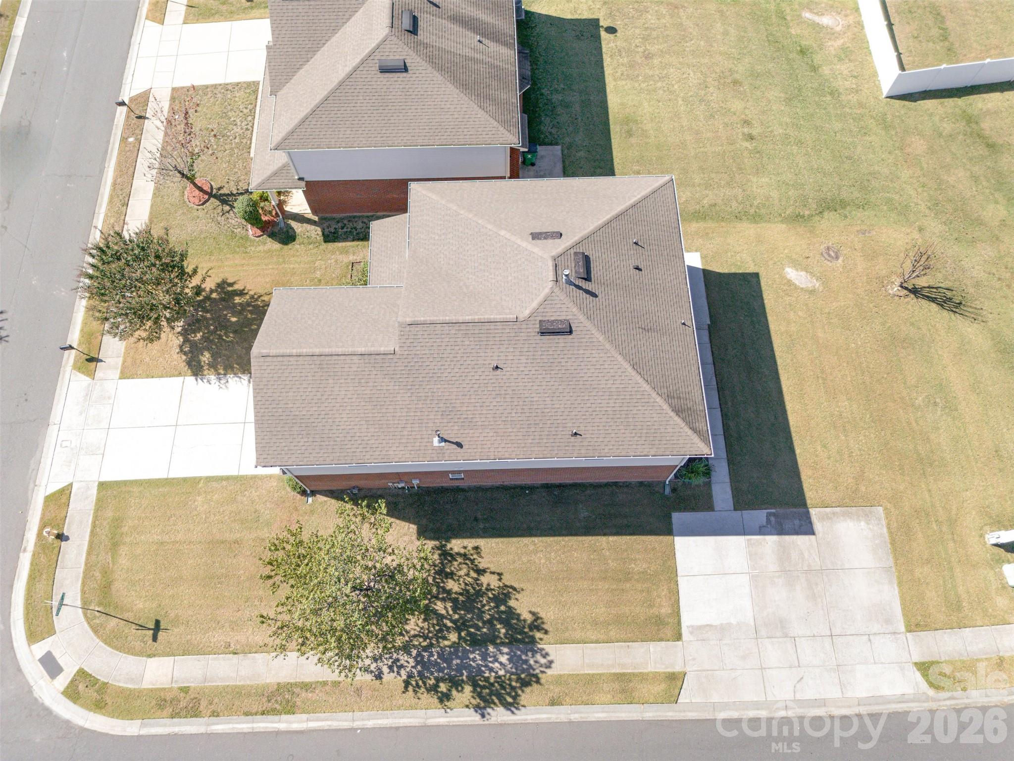 14725 Vaughan Drive — photo