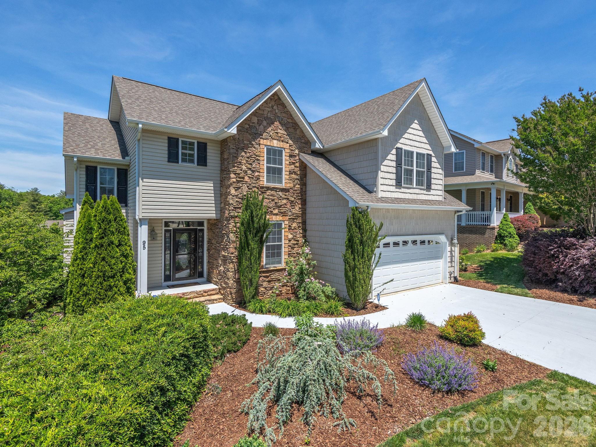 95 Driftstone Circle — photo