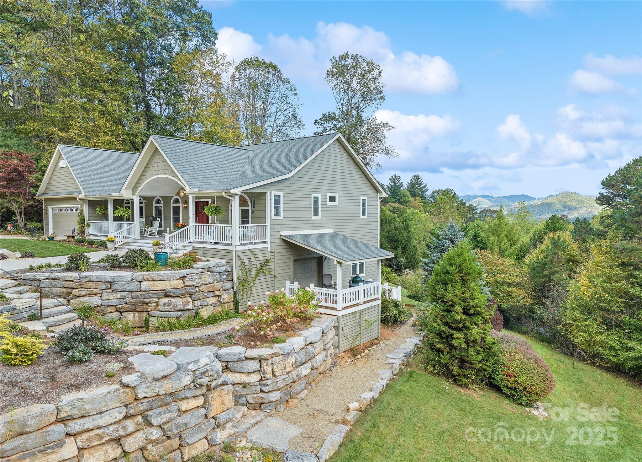 966 Coyote Hollow Road — photo