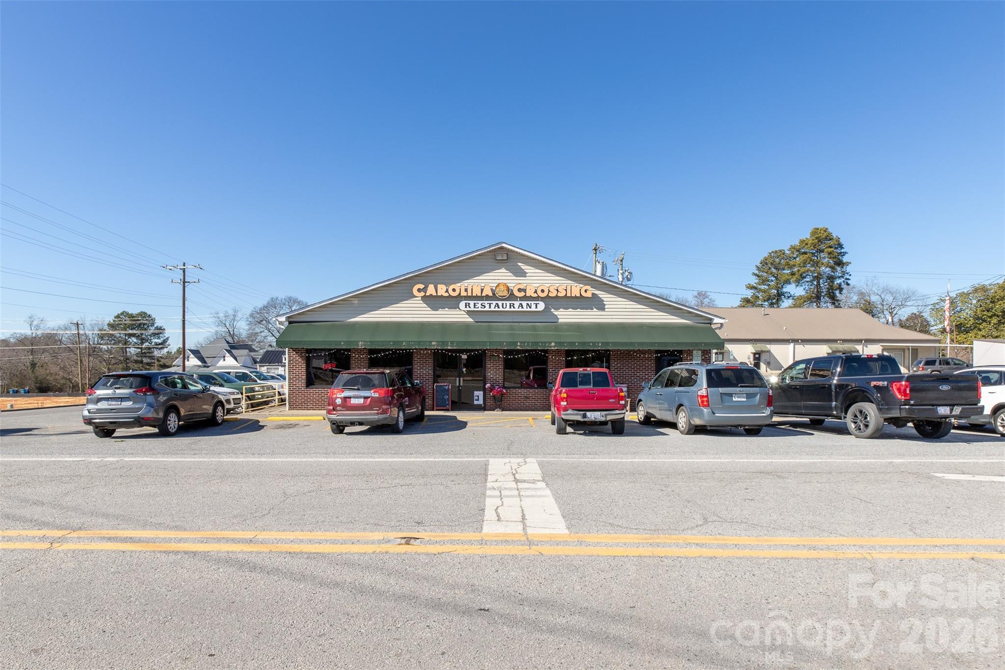 218 S Main Street — photo