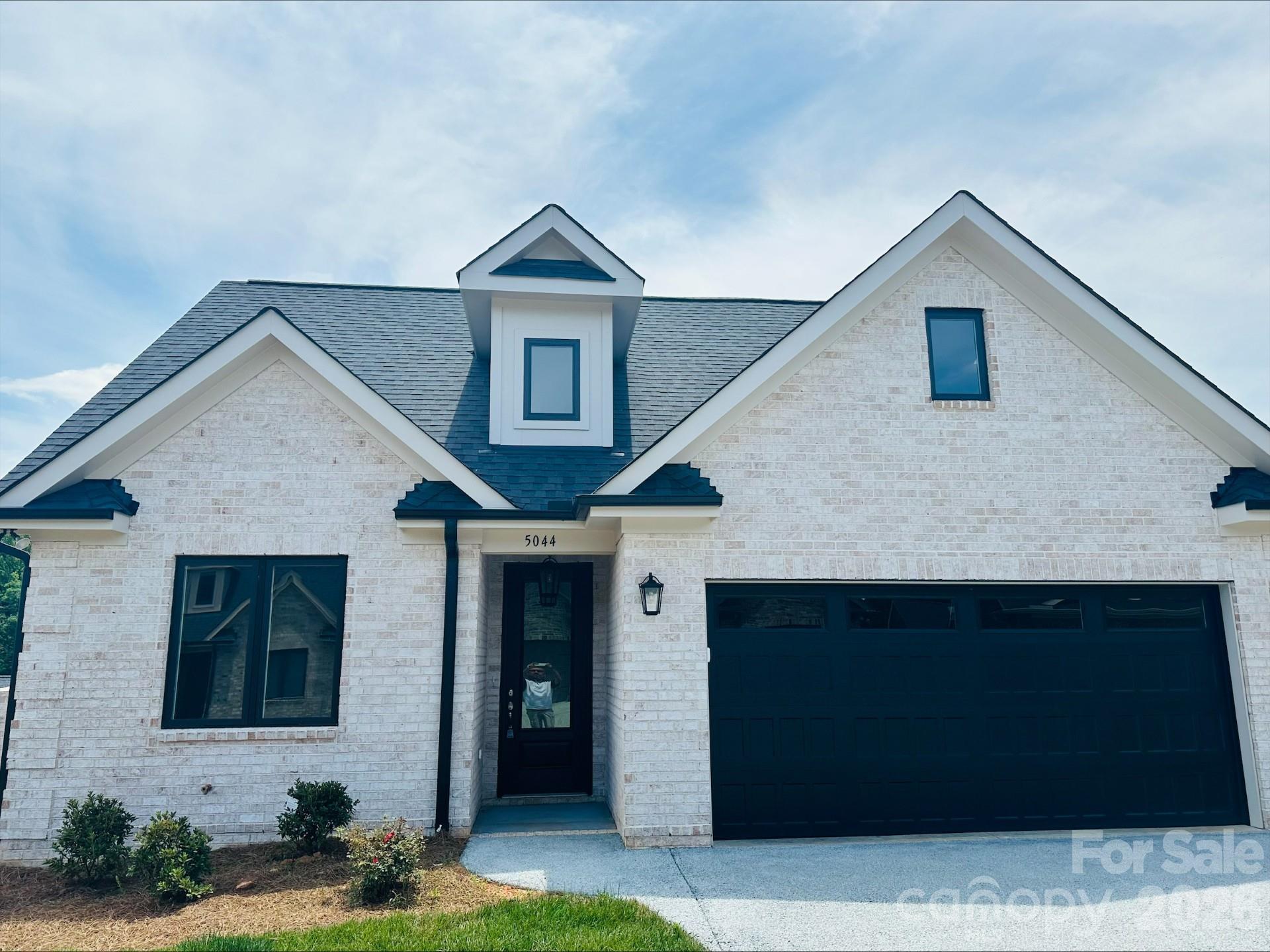 5044 Silver Trace Lane 101 — photo
