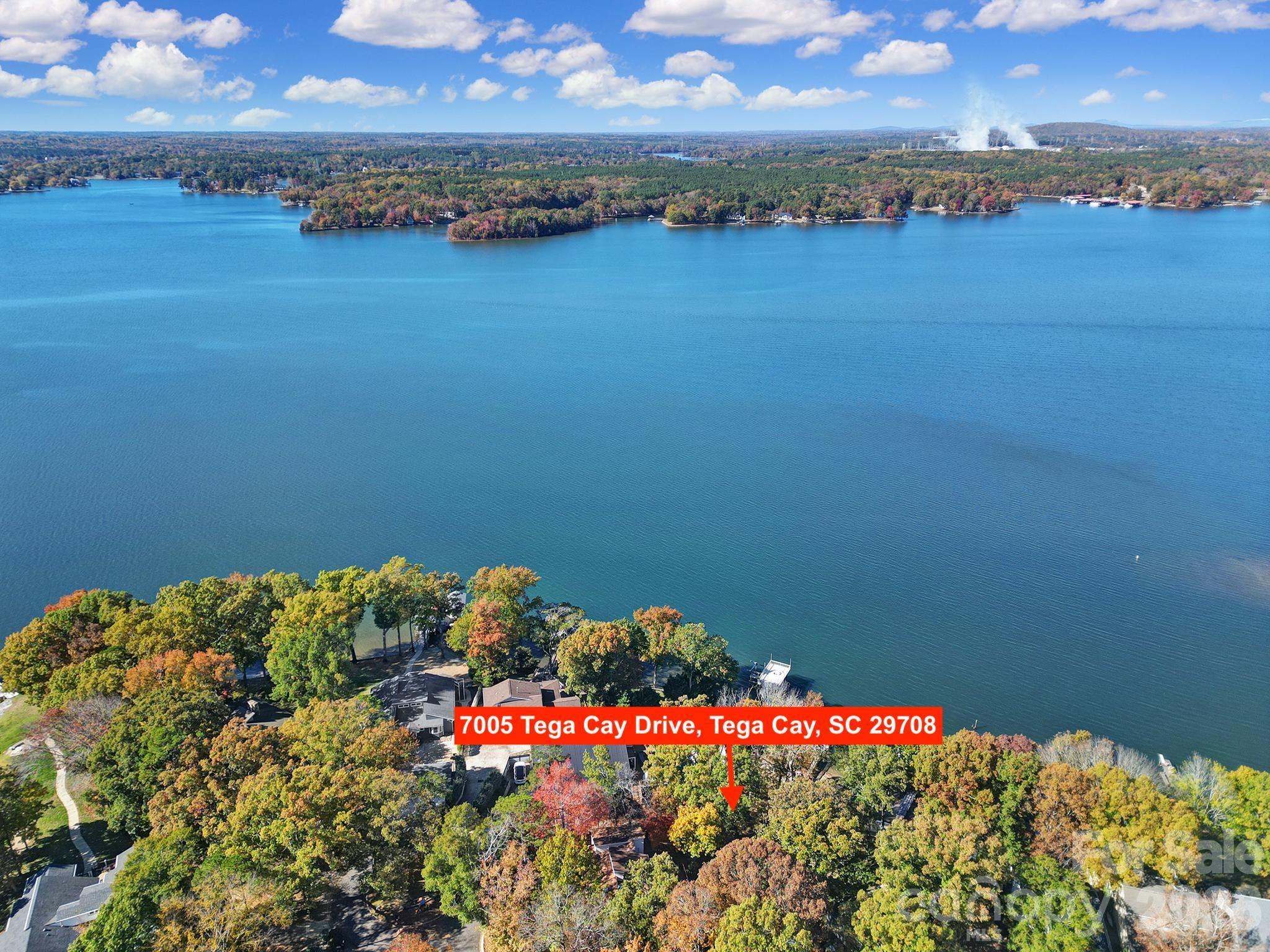 7005 Tega Cay Drive — photo