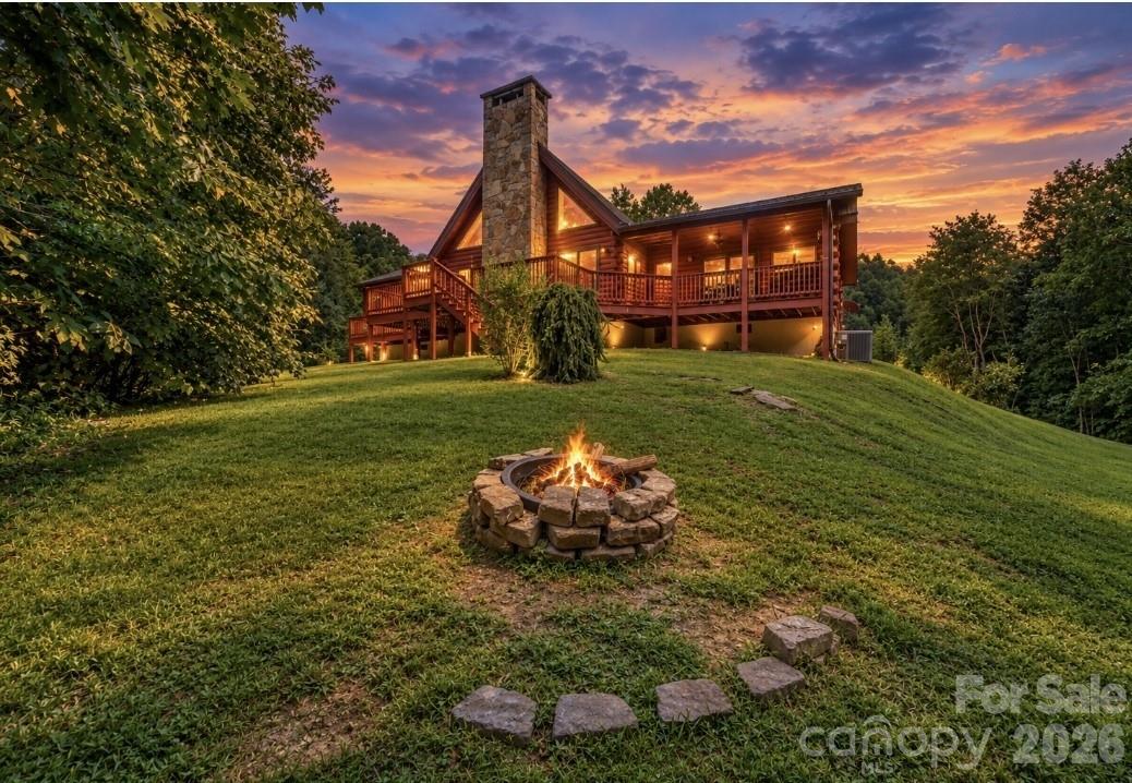 5023 Elk Park Highway — photo