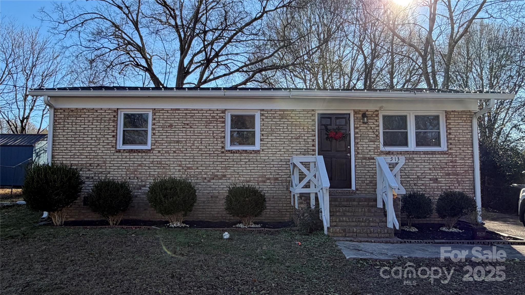 513 Holly Street — photo