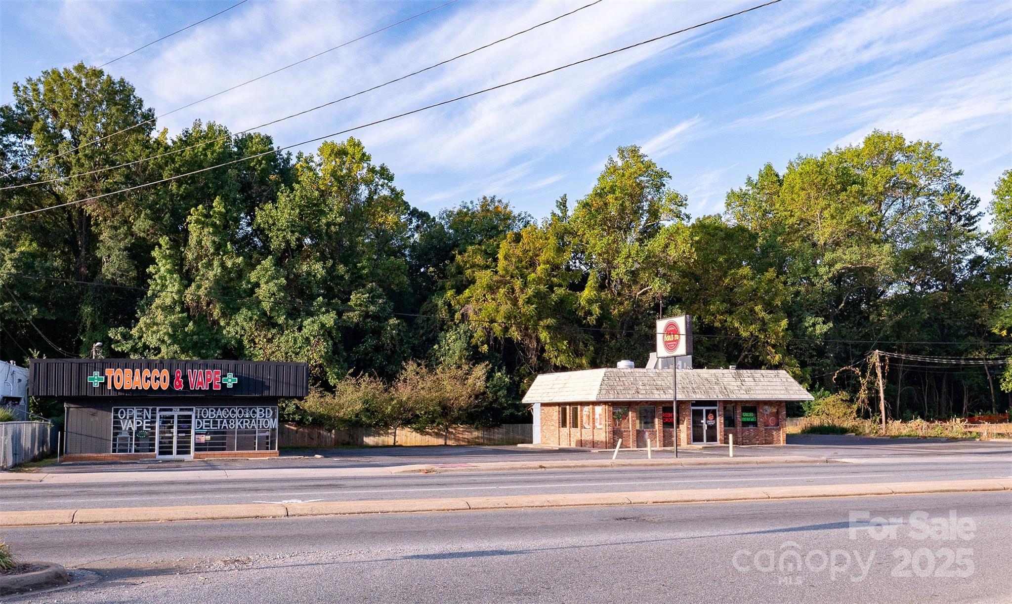 2934 & 2938 Shamrock Drive — photo