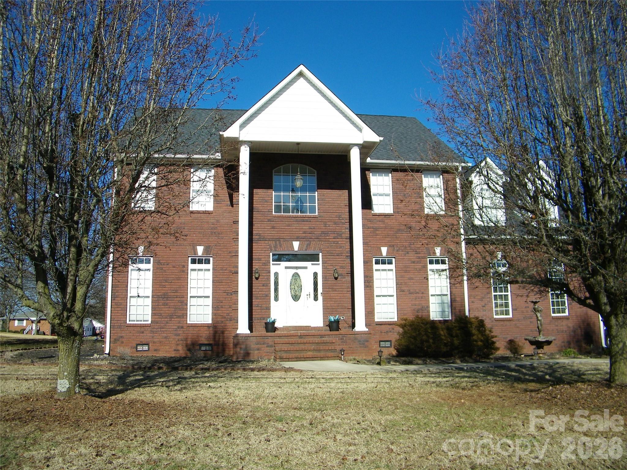 509 E Main Street — photo