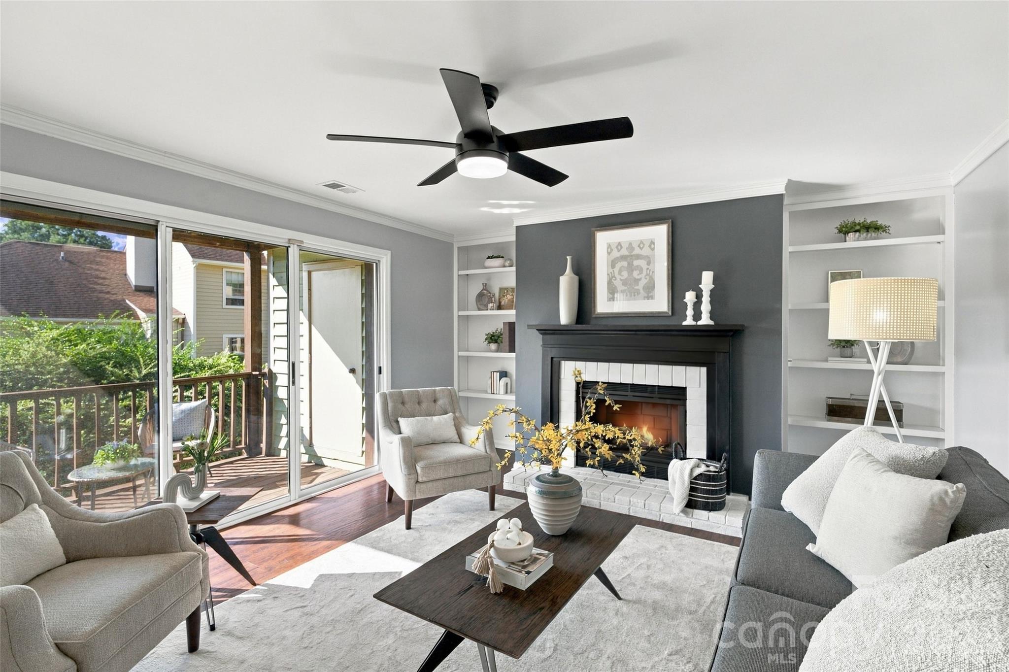 762 Marsh Road 7 — photo