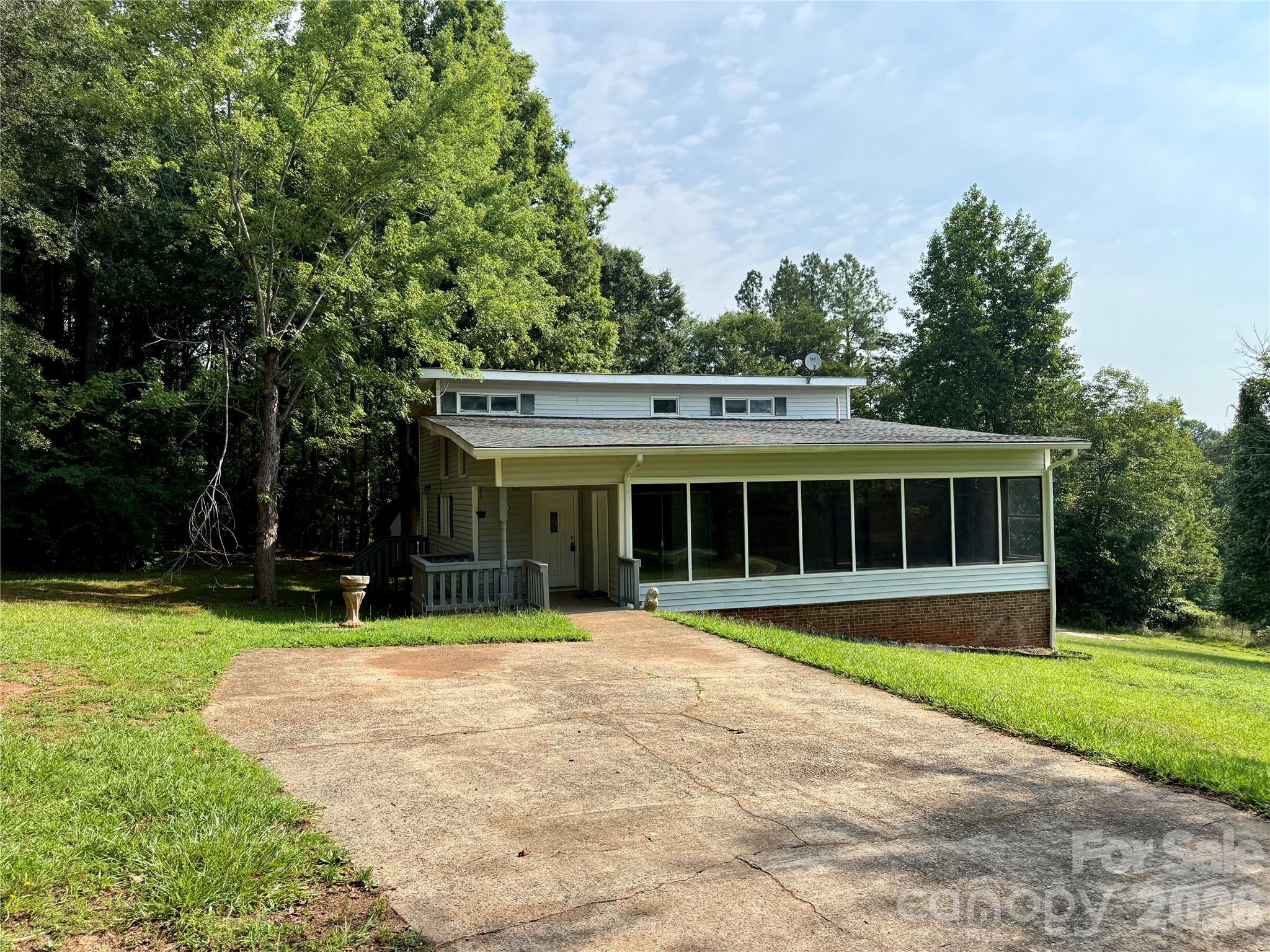 229 Riverhills Drive — photo