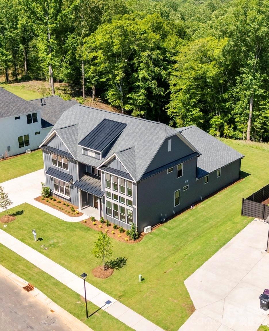 1021 Courtney Lane 17 — photo