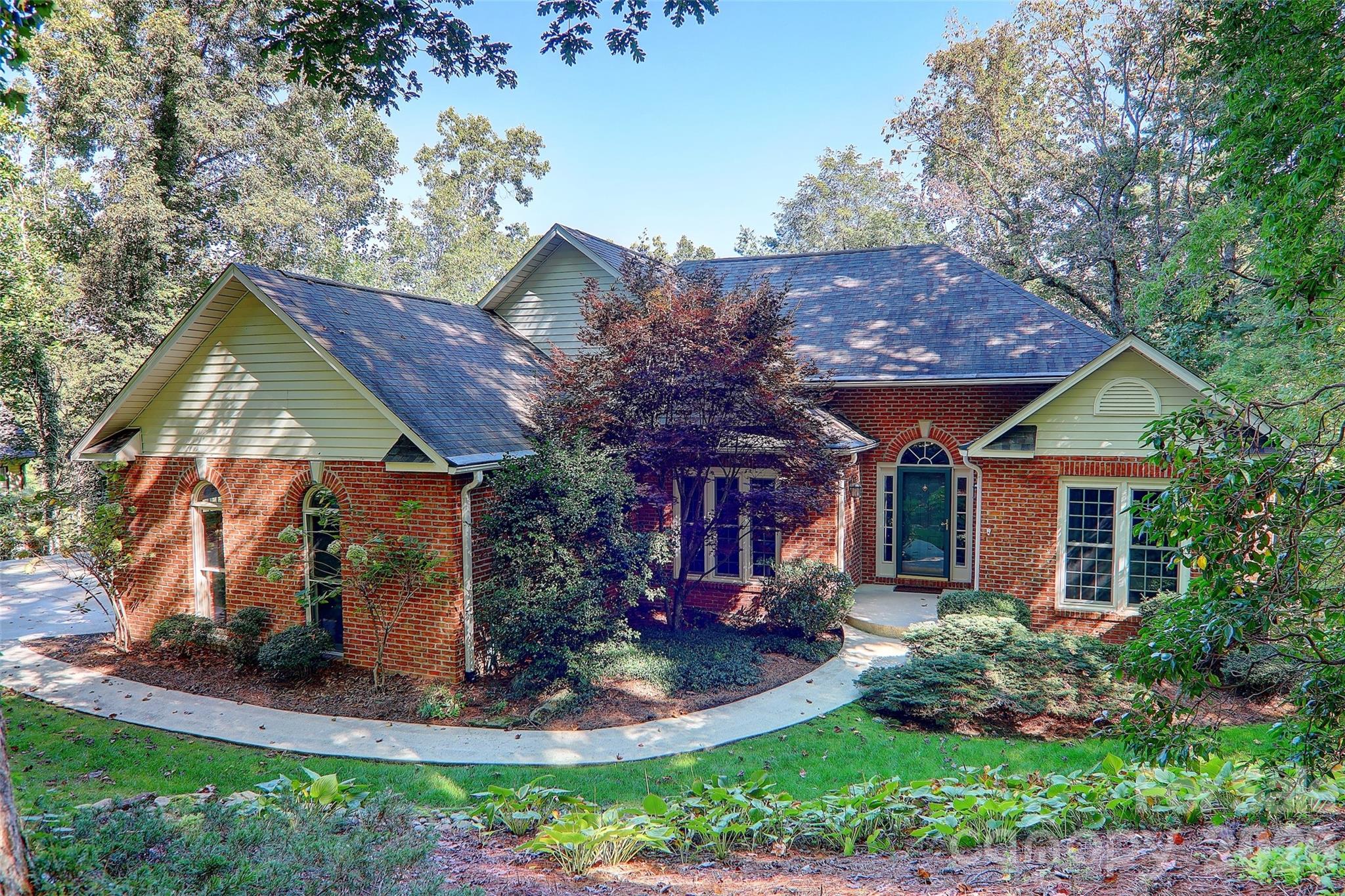 741 Zelda Court — photo