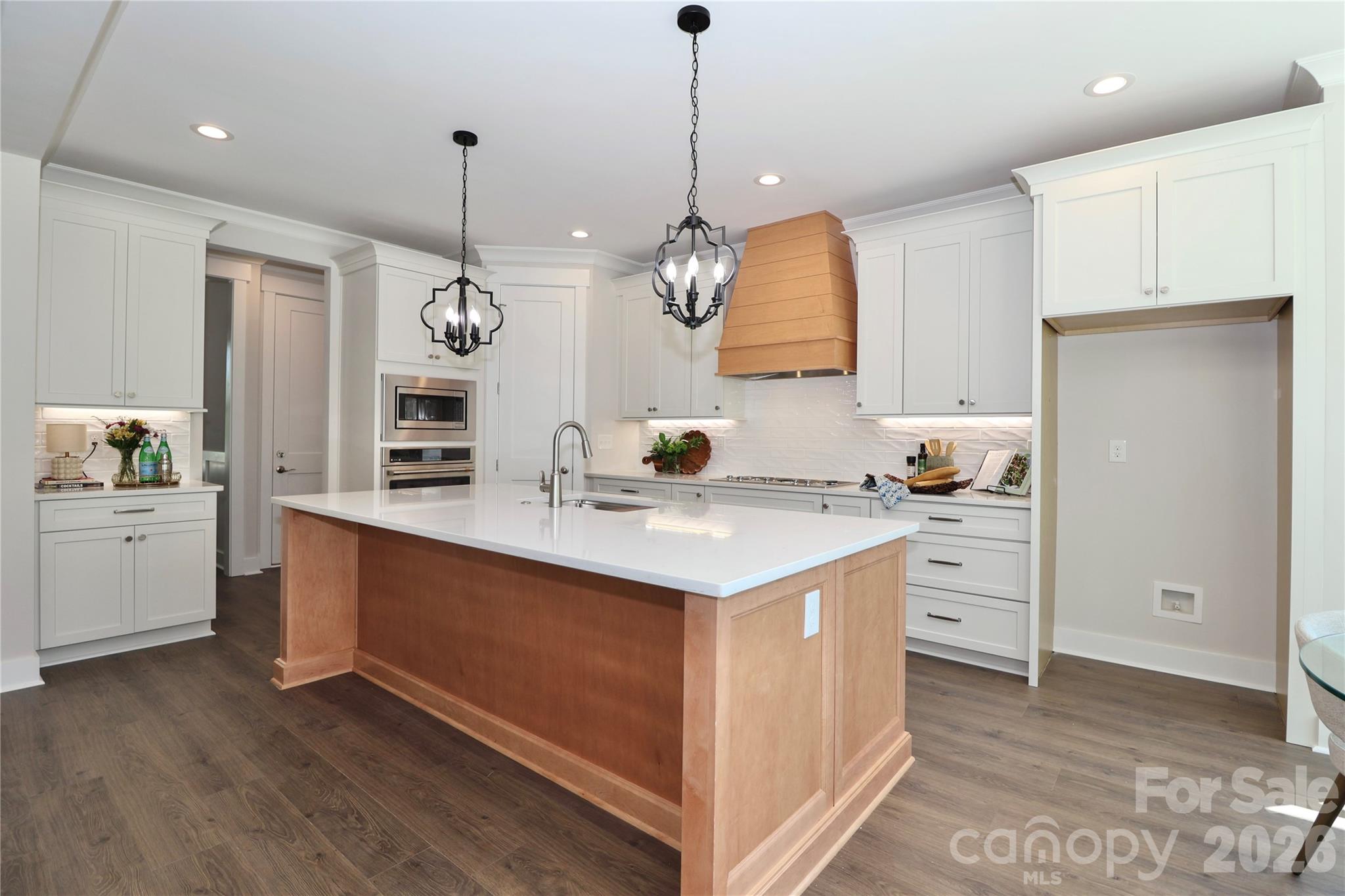 4265 Candlewood Drive — photo