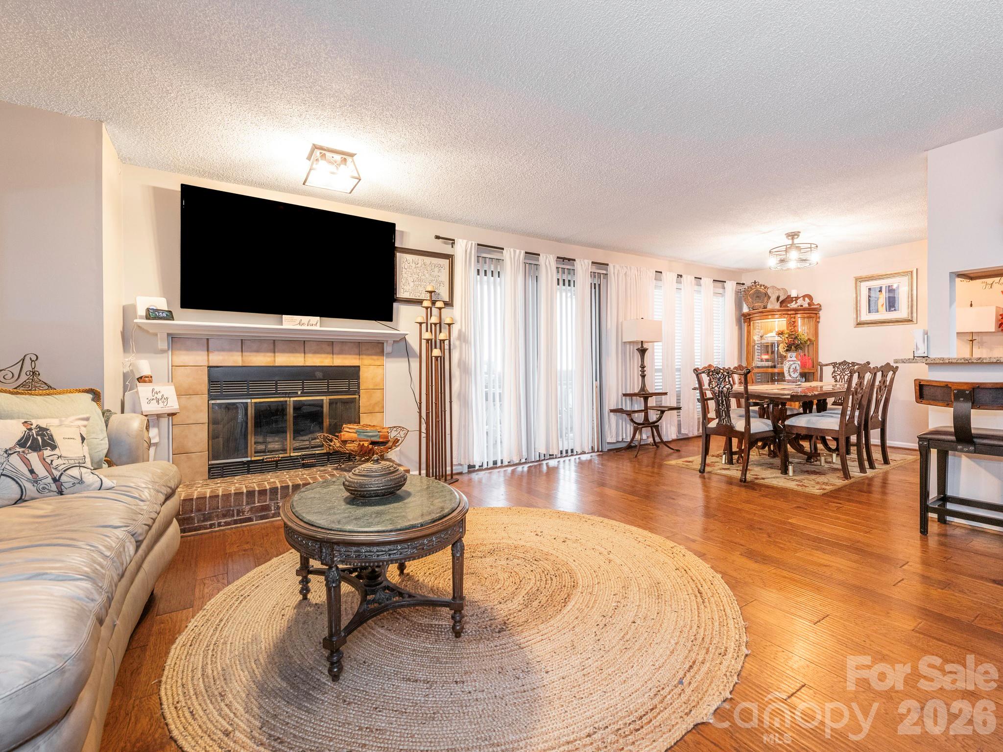 7200 Winery Lane — photo