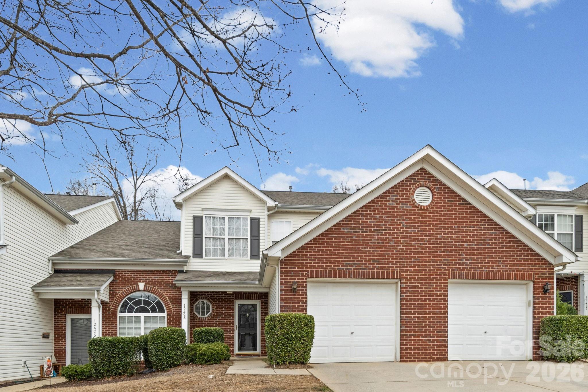 12429 Stratfield Place Circle — photo