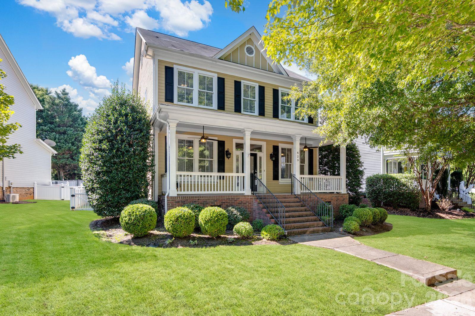 629 Bracket Street — photo
