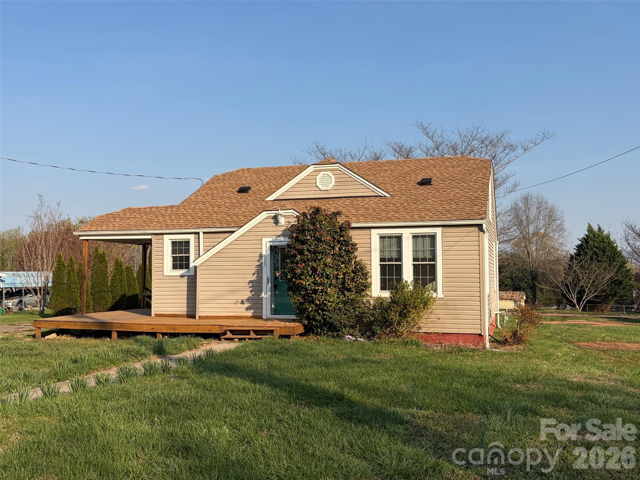 405 Jug Wilson Street — photo
