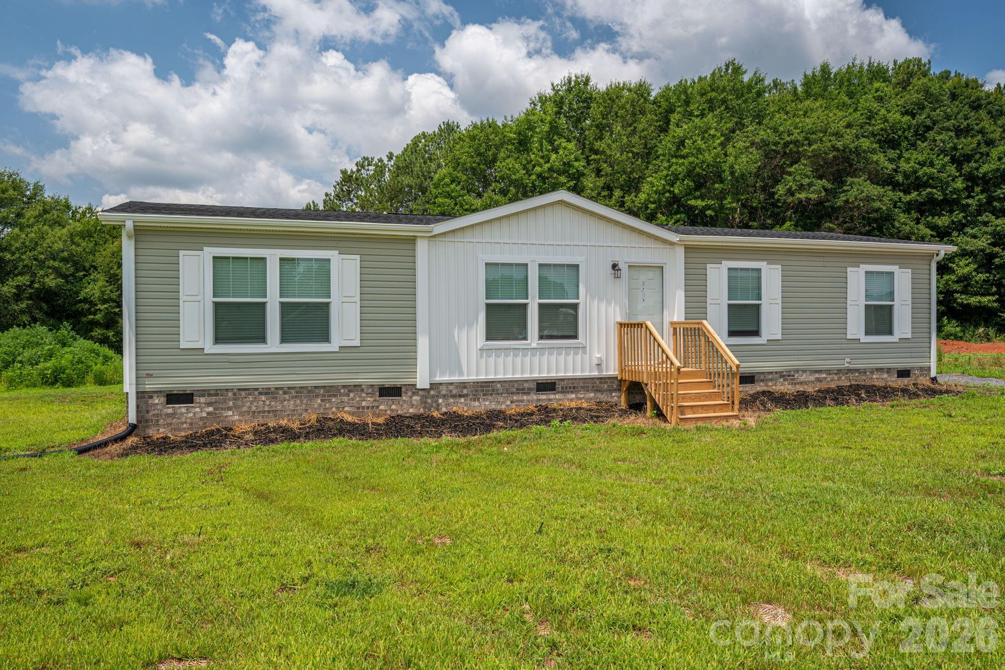 808 W Eagleview Lane — photo