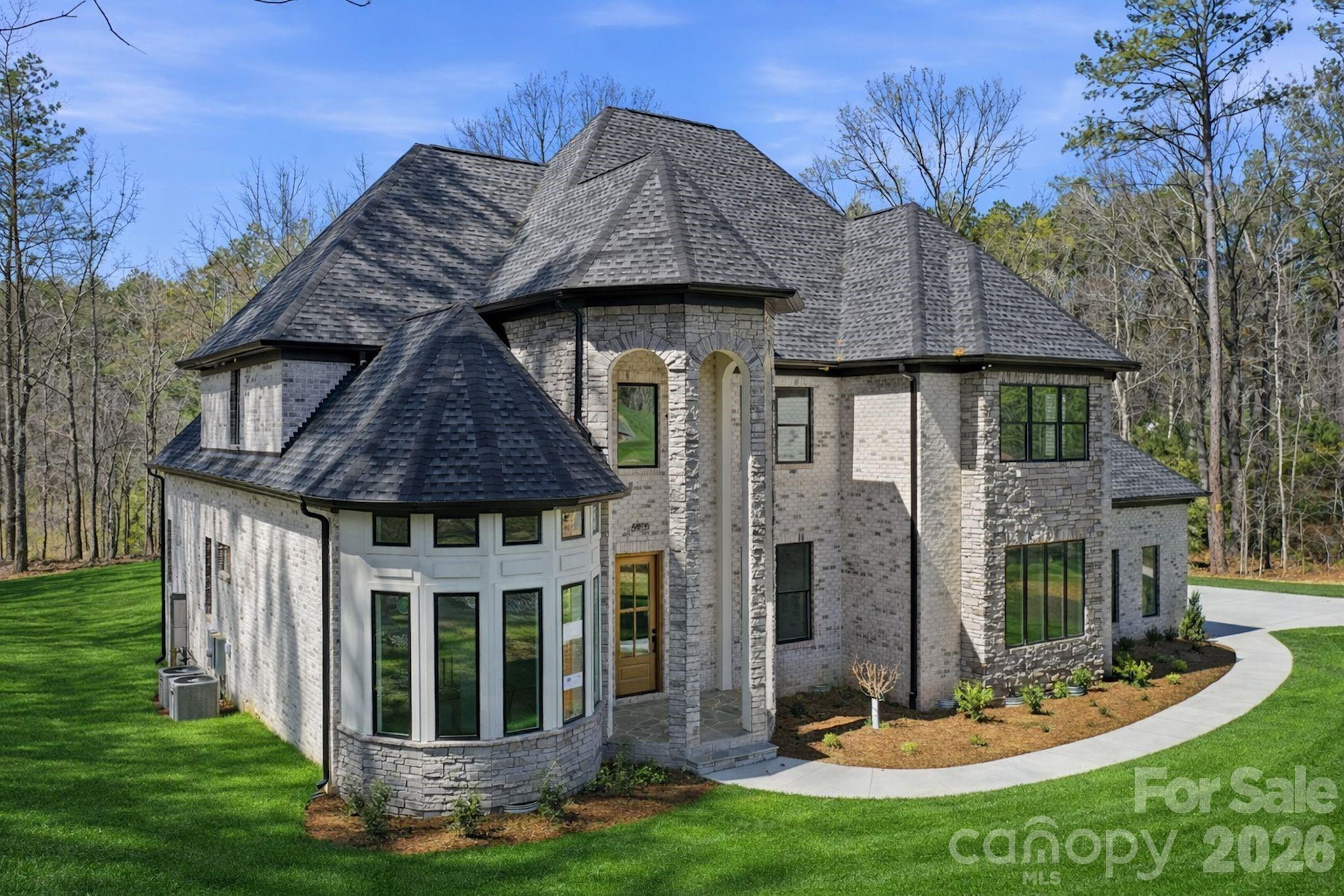 6405 Chimney Bluff Road — photo