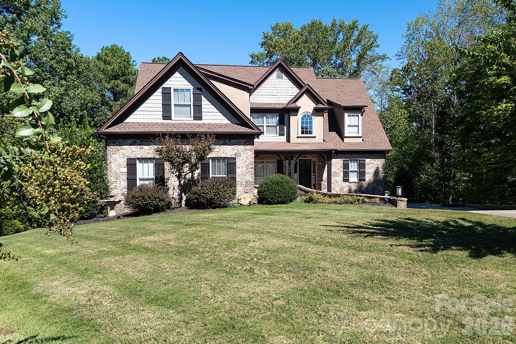 394 Stone Cliff Lane — photo