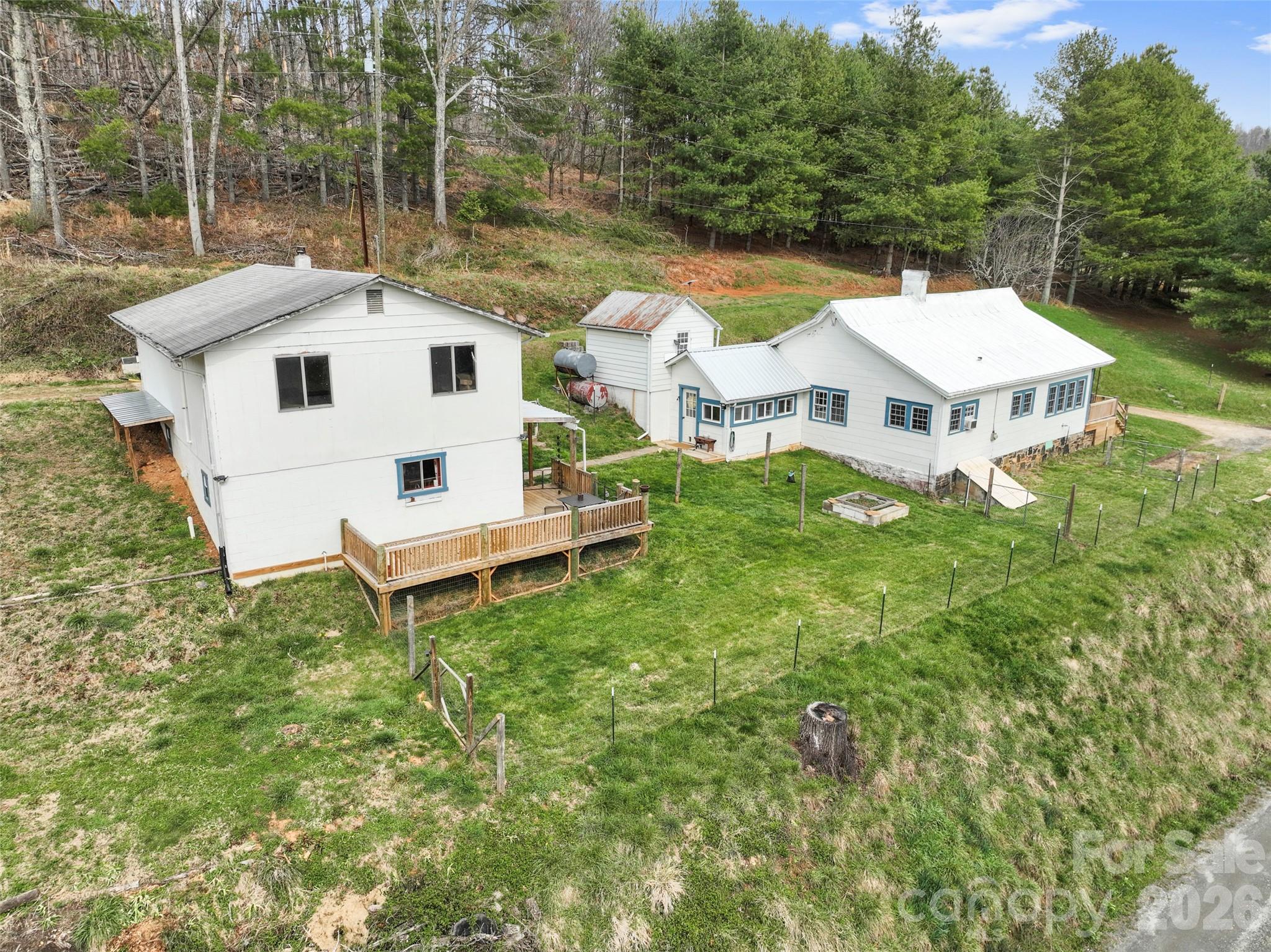 138 Robert Phillips Road — photo