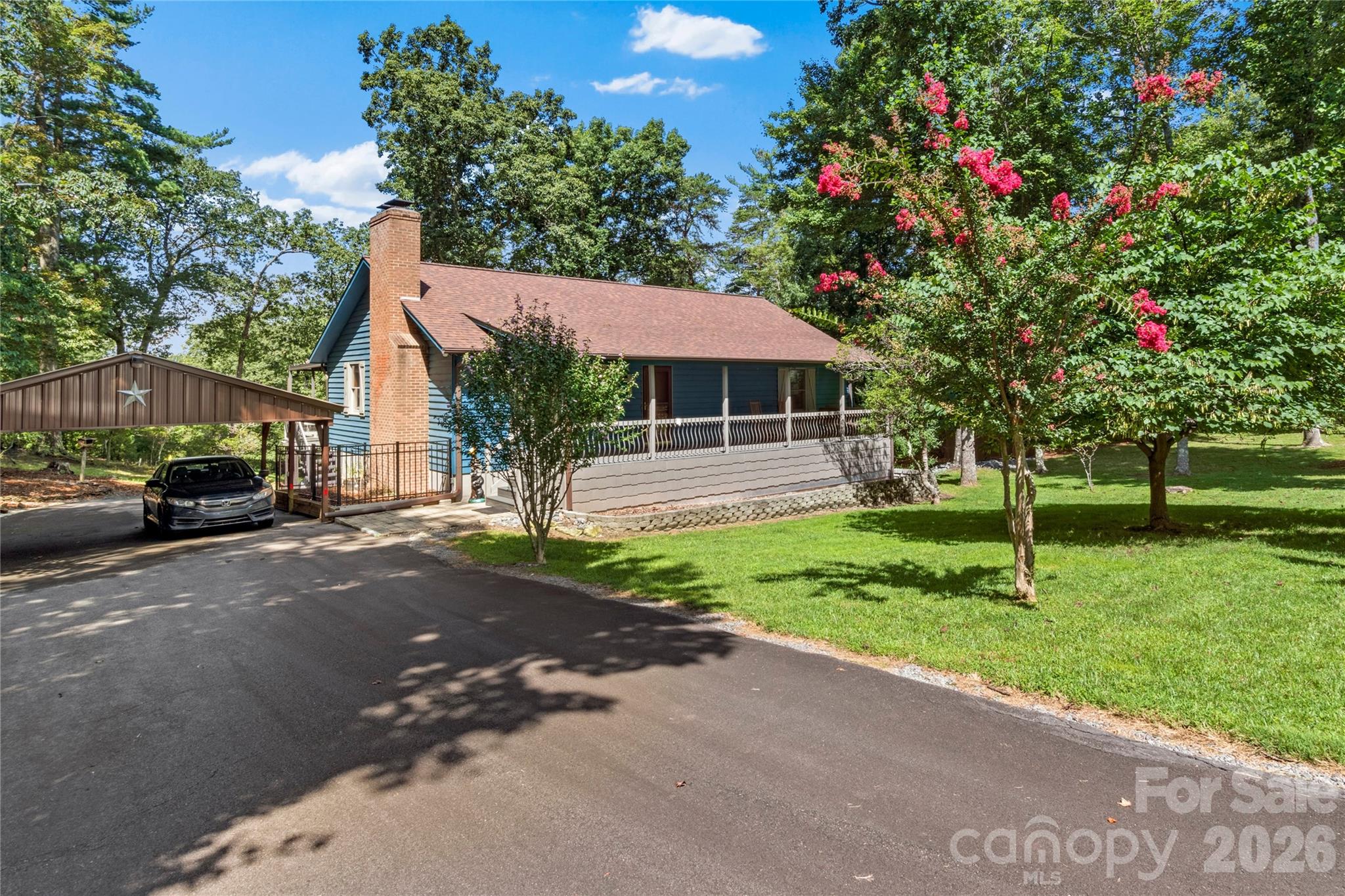 1502 Greenstreet Drive — photo
