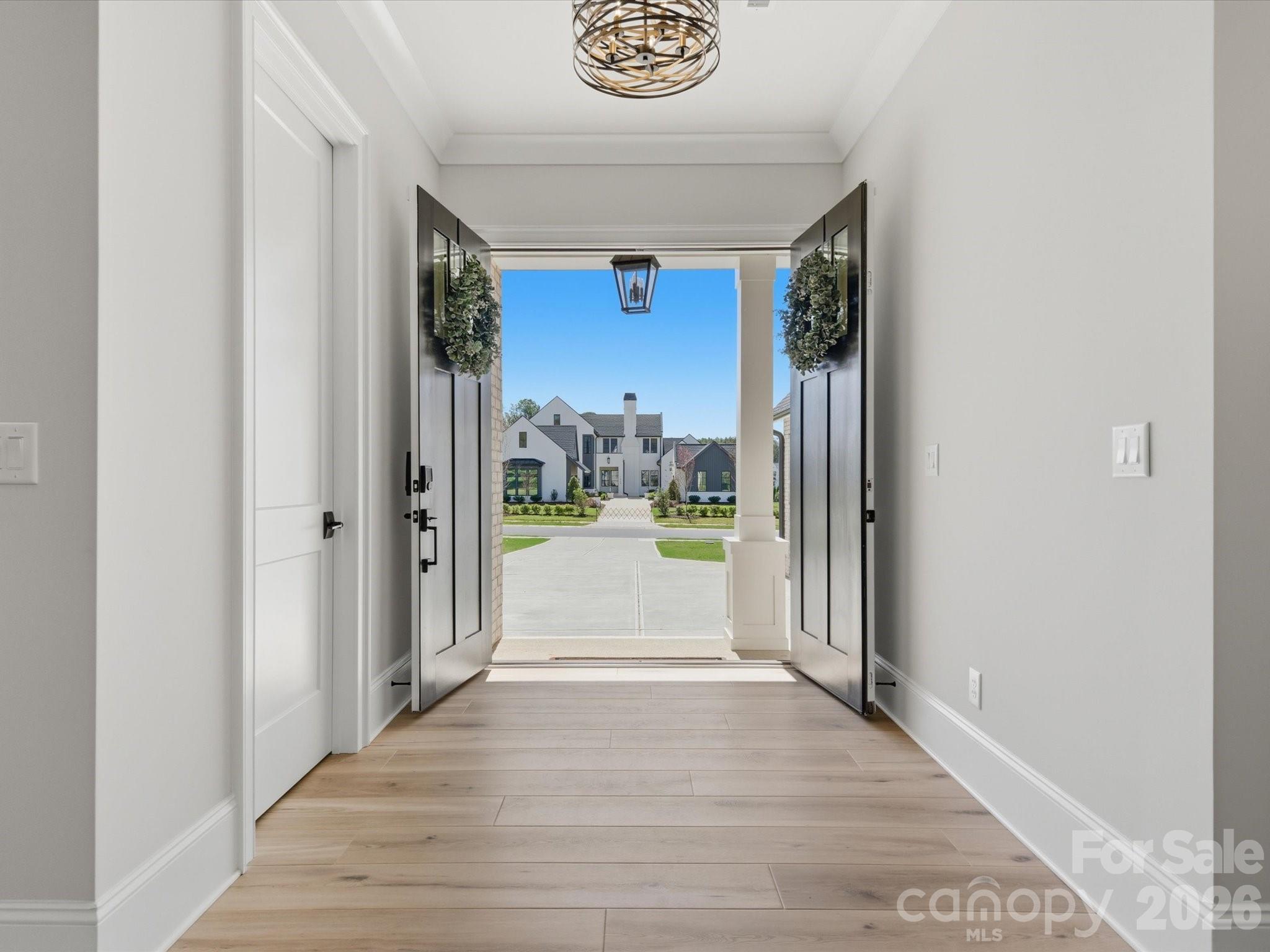 1008 BROADMOOR DR — photo 3