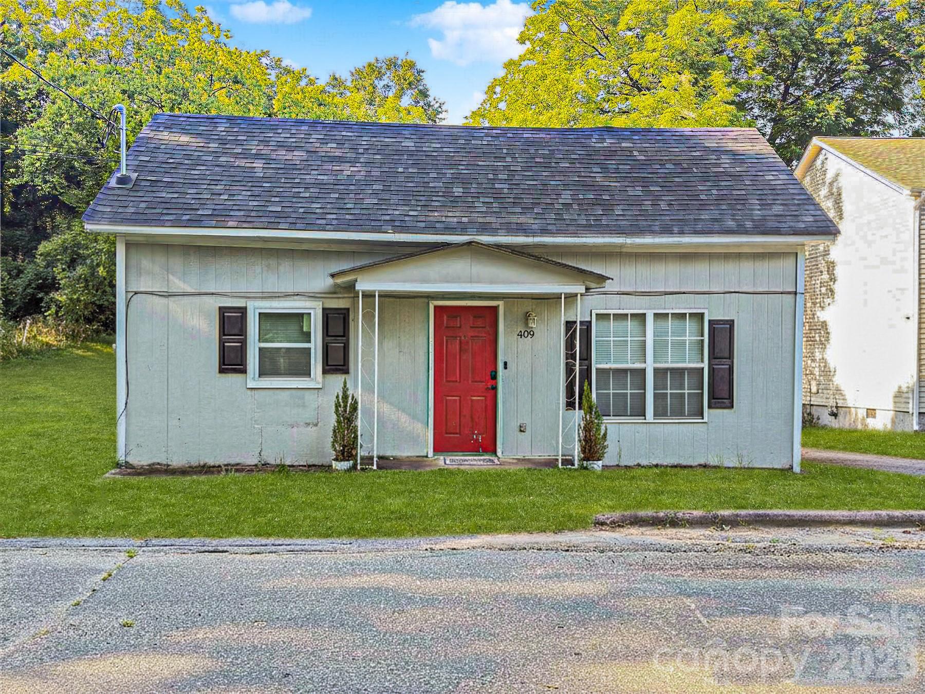 409 W Norment Avenue — photo