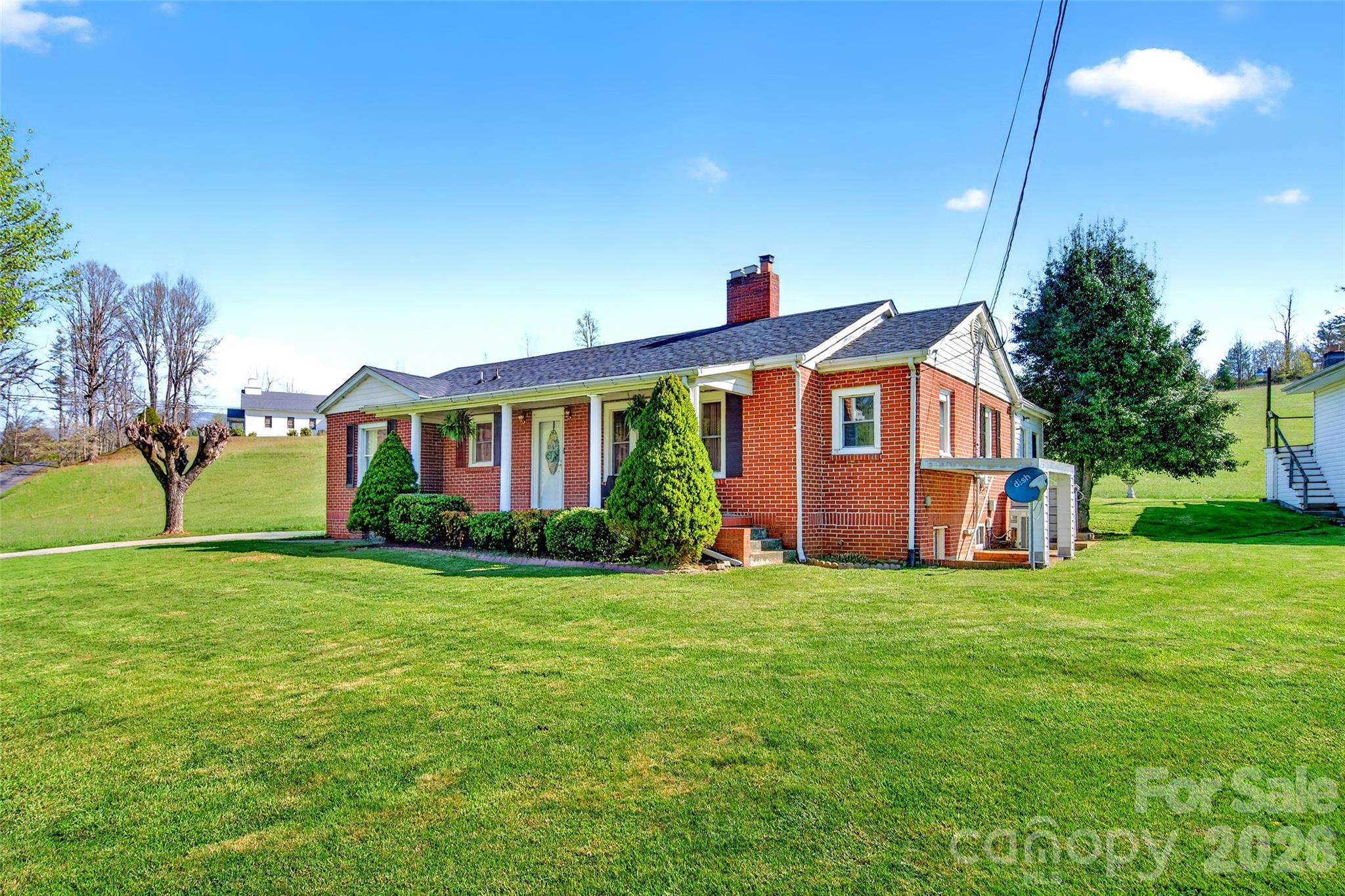 1511 White Oak Road — photo