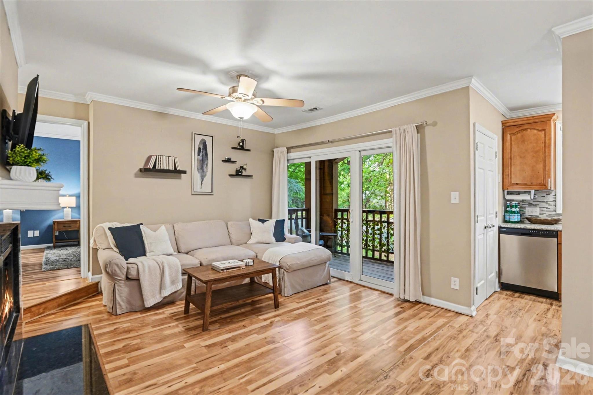 1109 E Morehead Street Unit 5 — photo