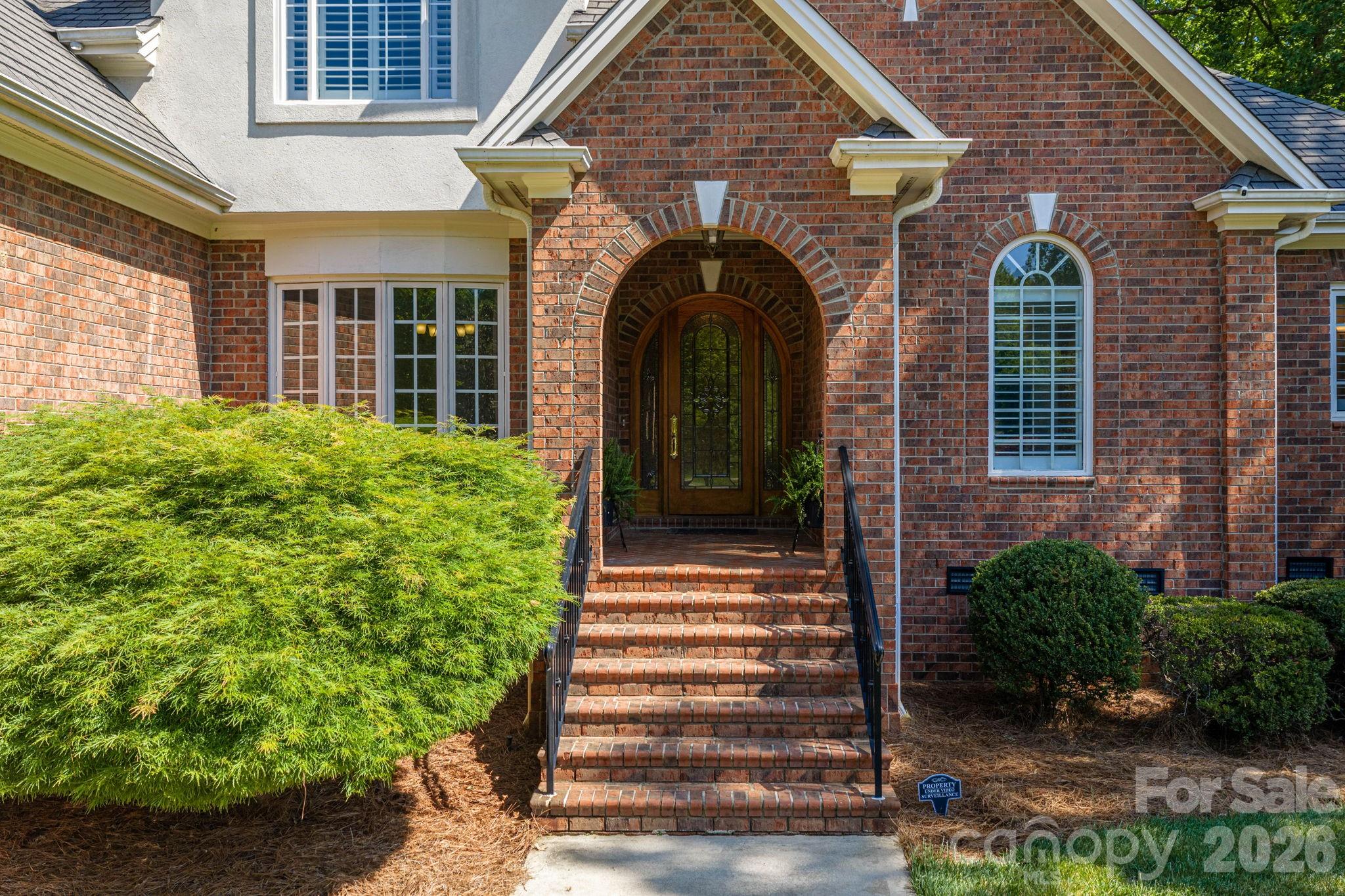 110 Elizabeth Court — photo