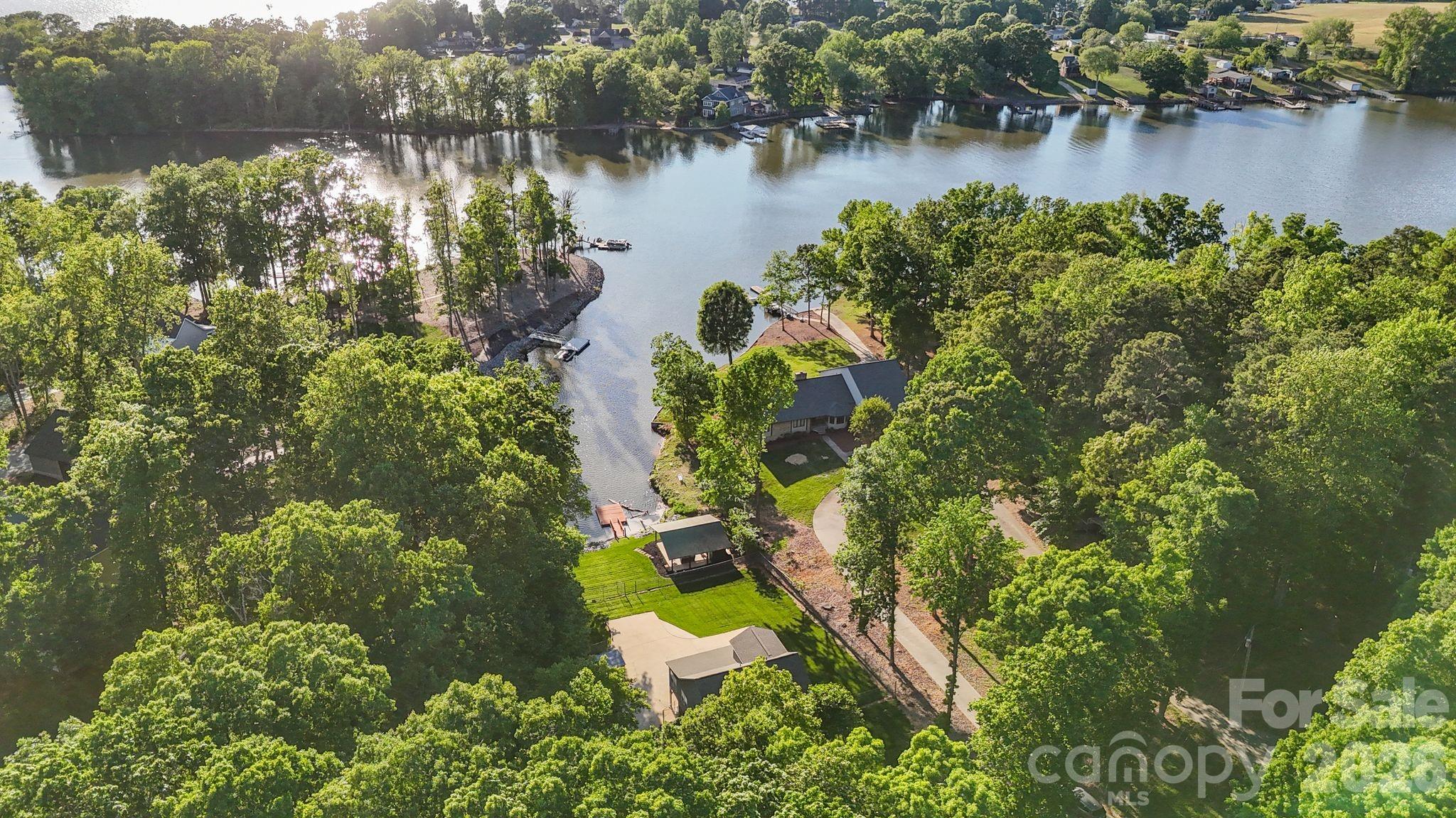 710 Riverwood Drive — photo