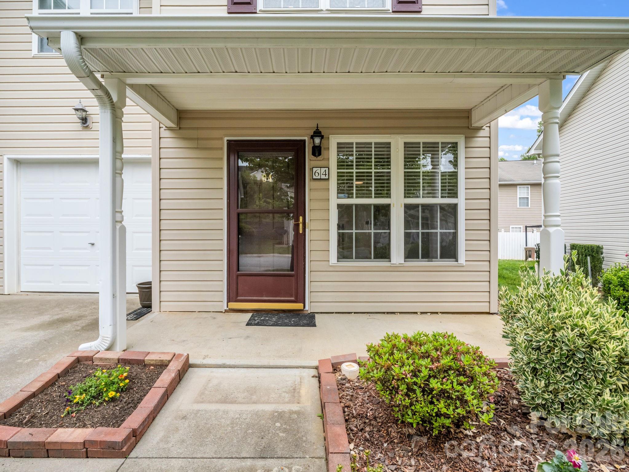 64 Lanceford Circle — photo