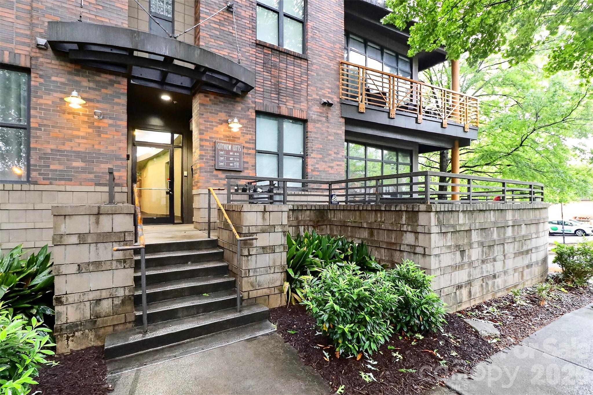 716 N Davidson Street — photo