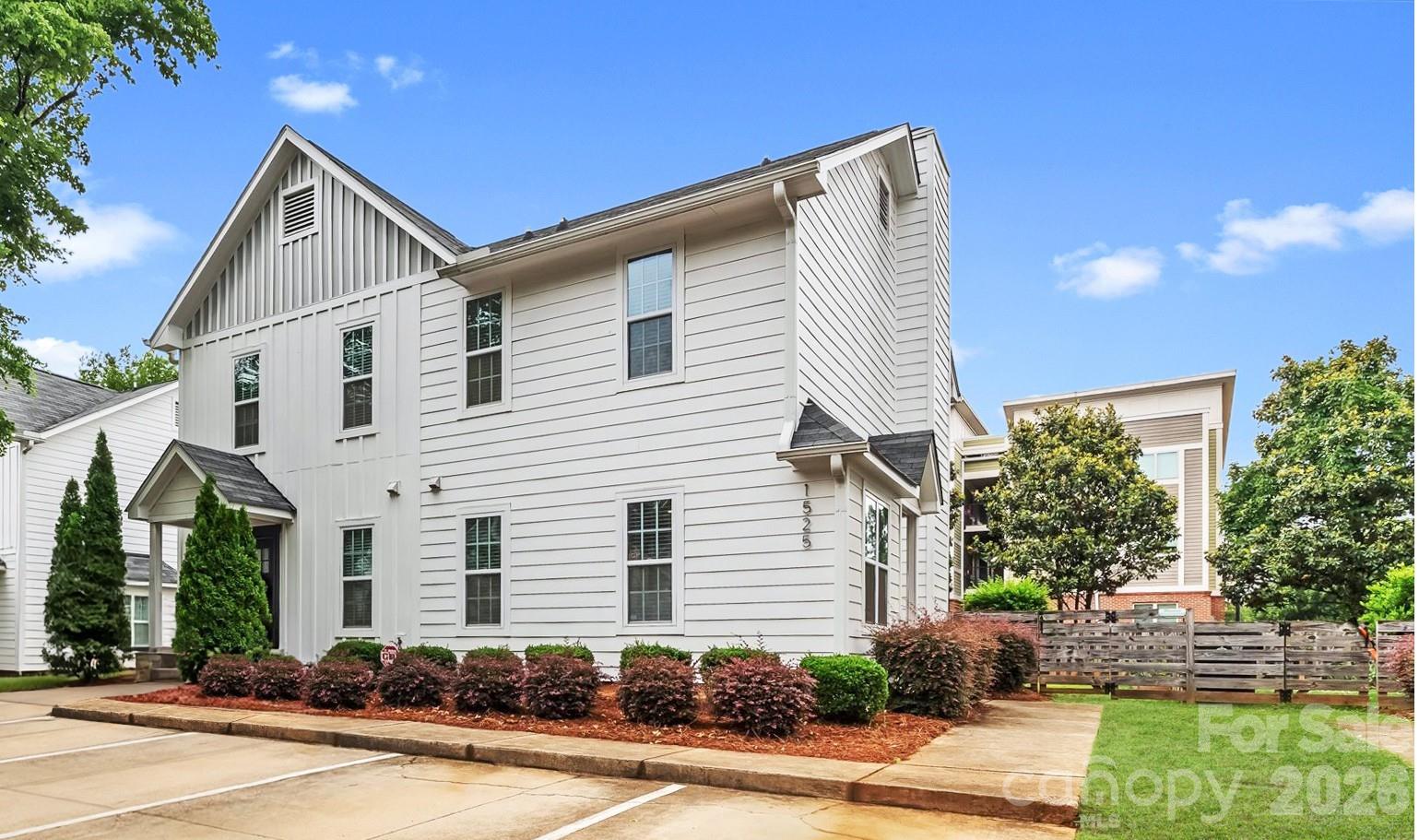 1525 Briar Creek Road B — photo