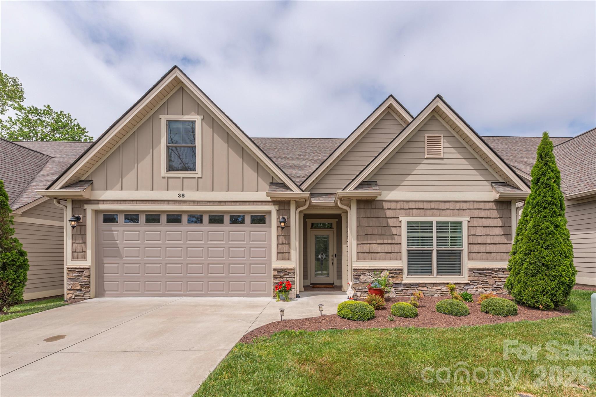 38 River Bend Lane — photo