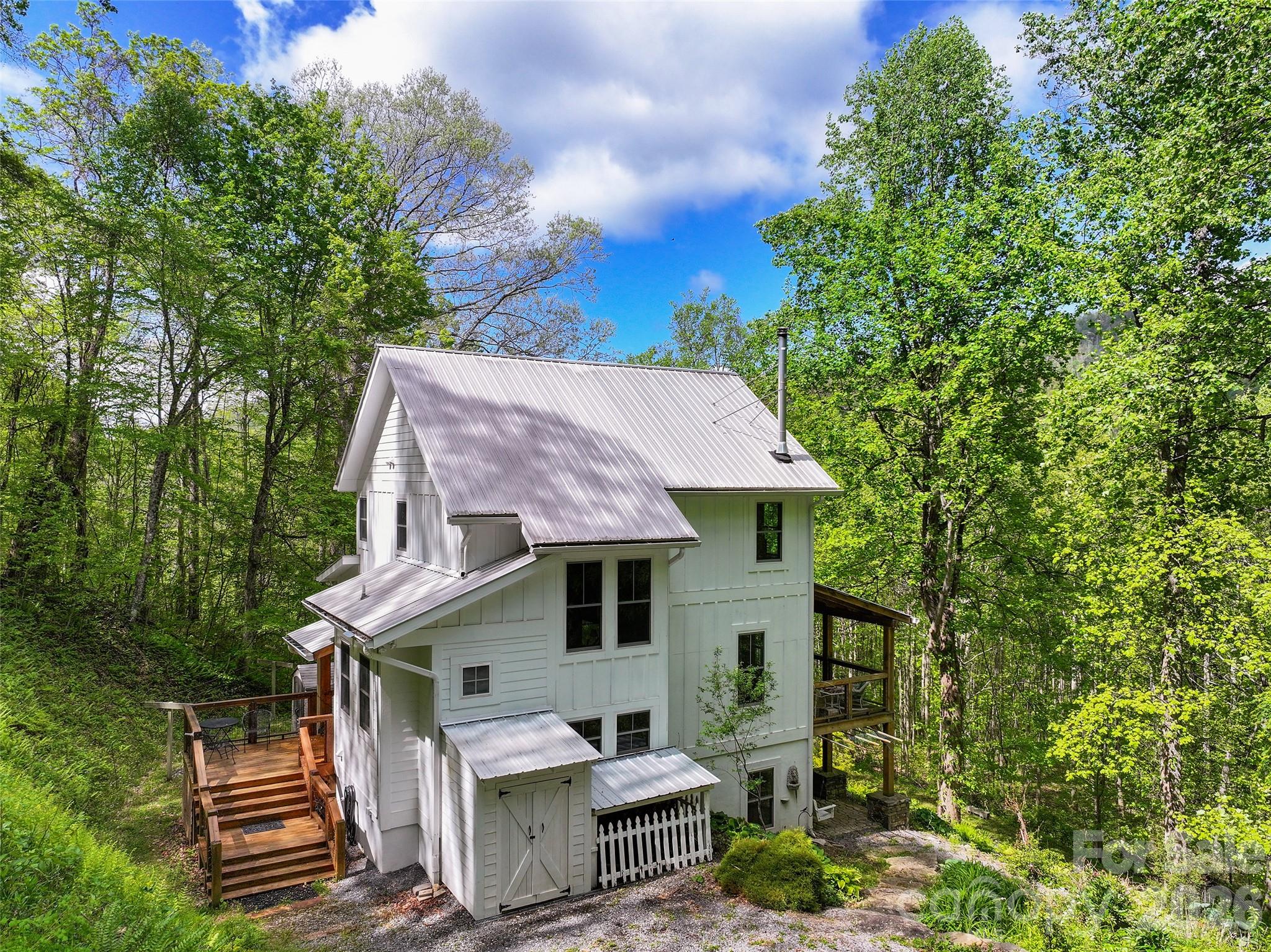 580 Split Pine Cove, Clyde, NC 28721 — photo 2