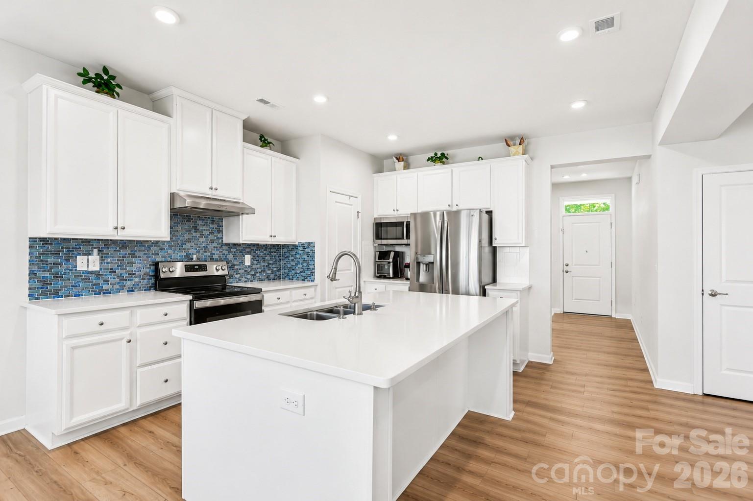 3243 Streamside Drive, Davidson, NC 28036 — photo 2