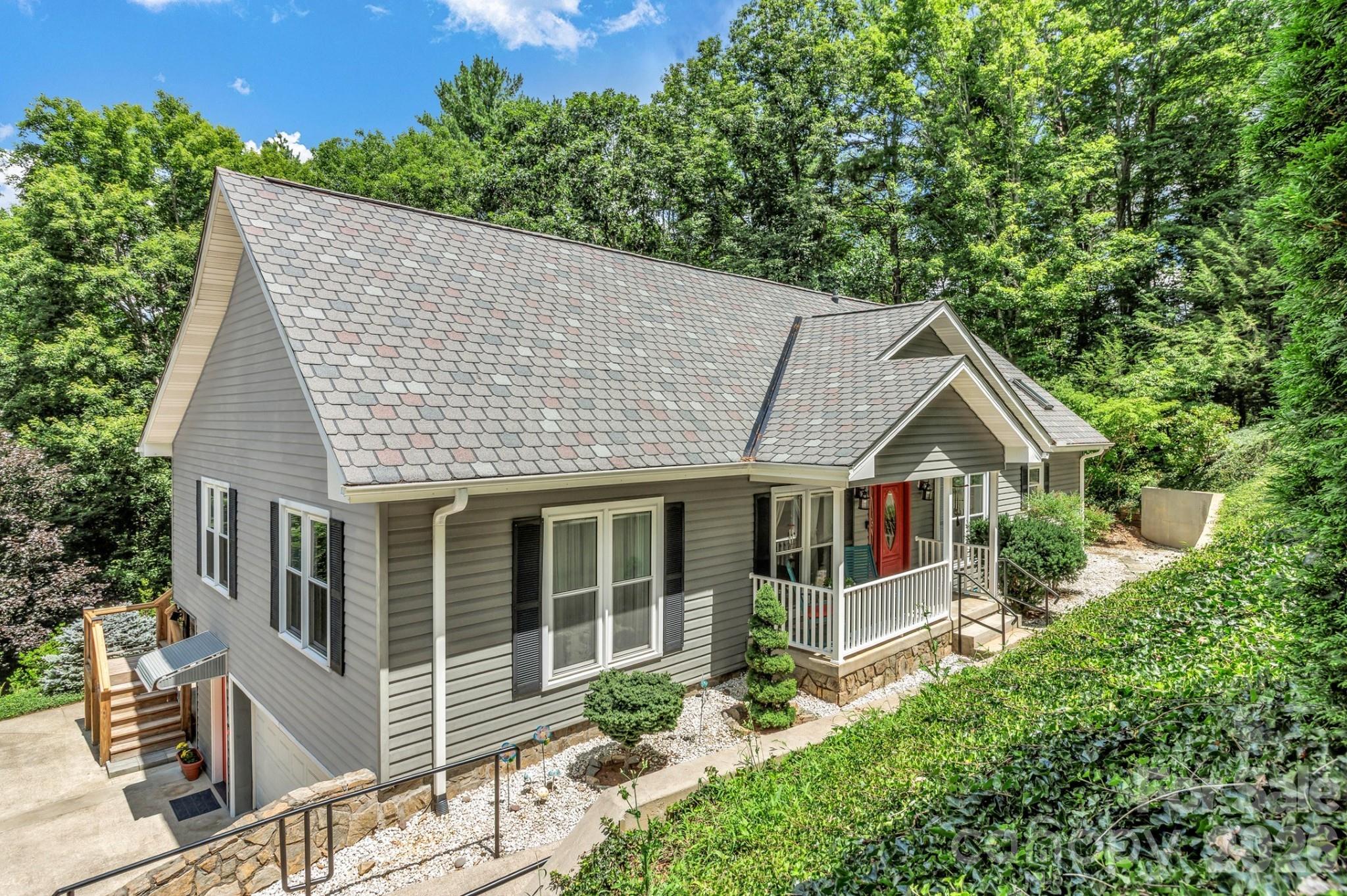 153 Skyview Circle — photo
