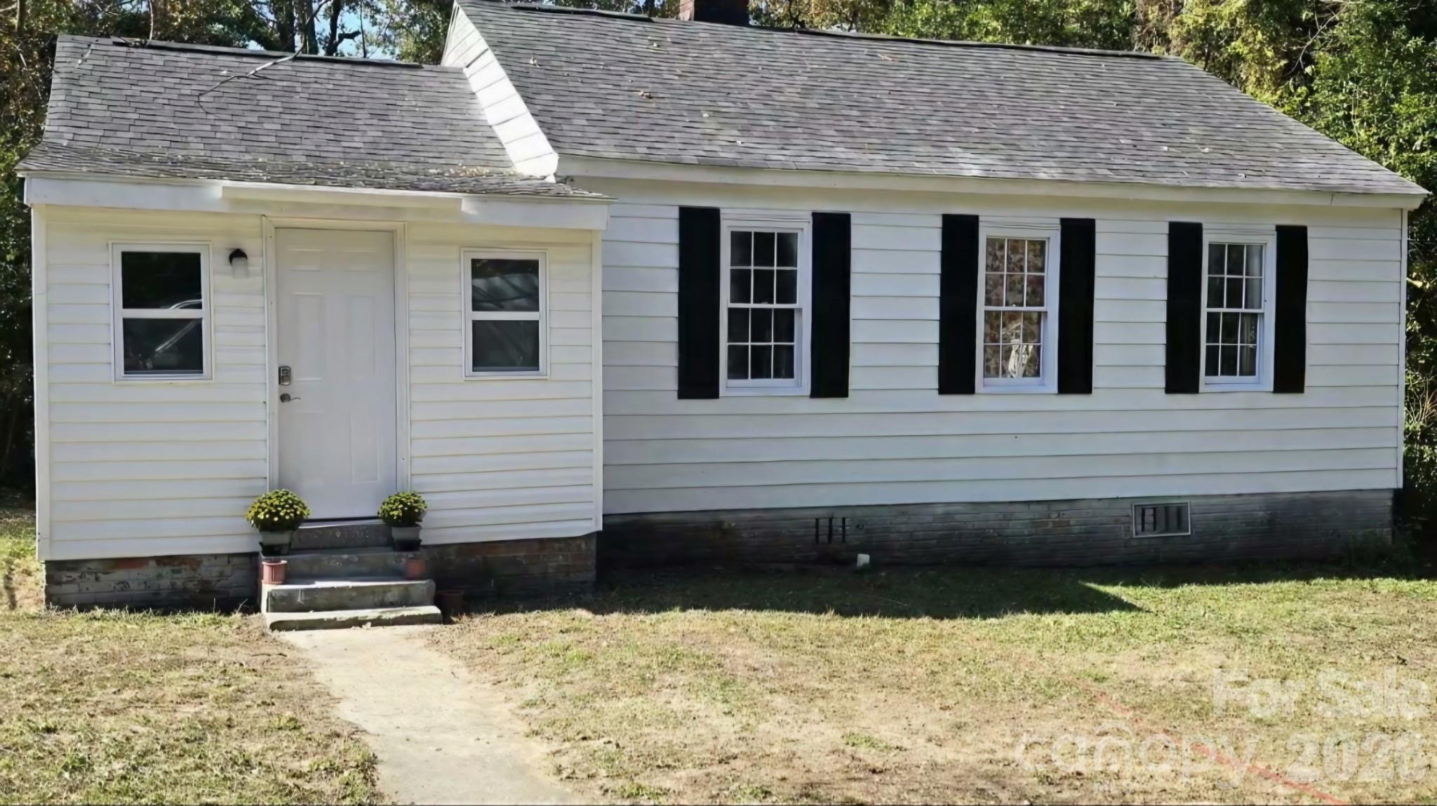4723 Linden Street — photo