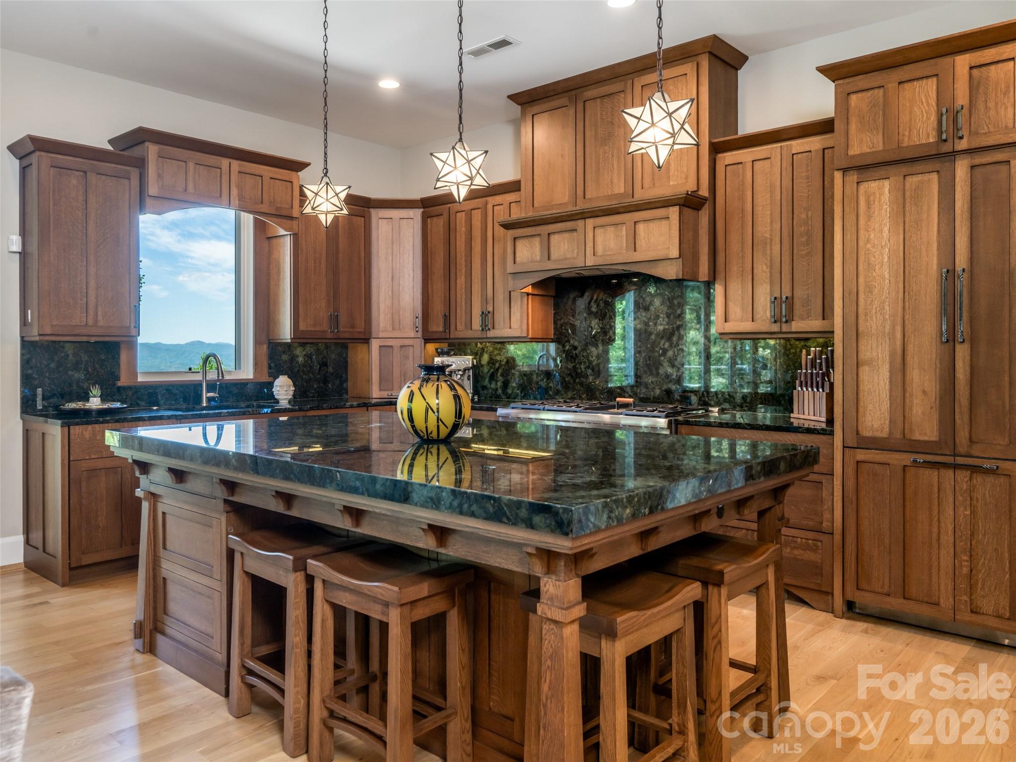 32 Timberwolf Court — photo