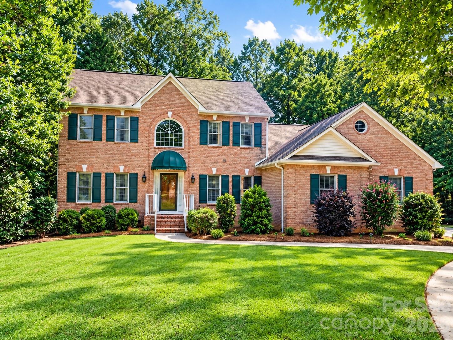 106 Mist Valley Drive — photo