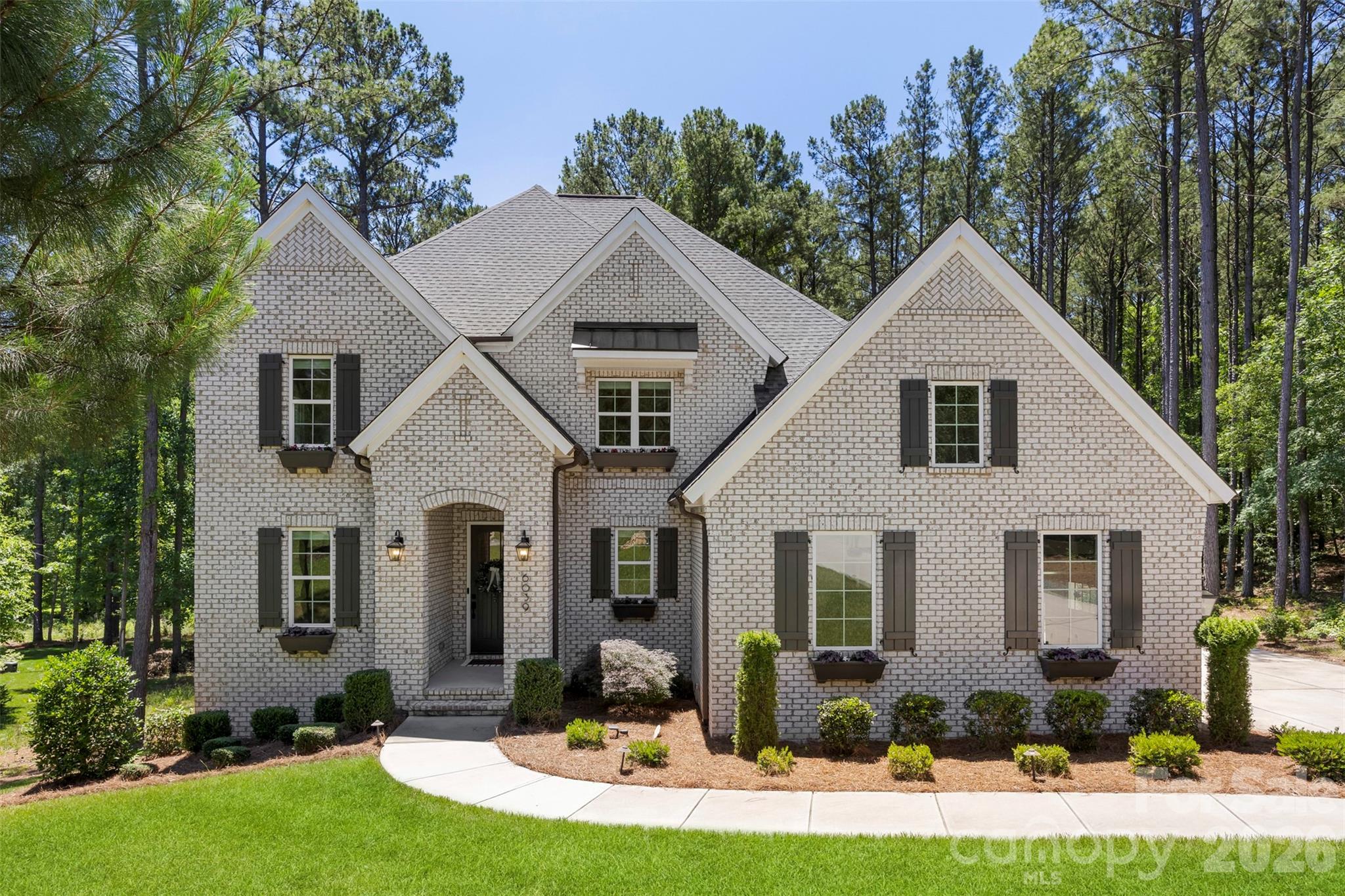 6039 Chimney Bluff Road — photo