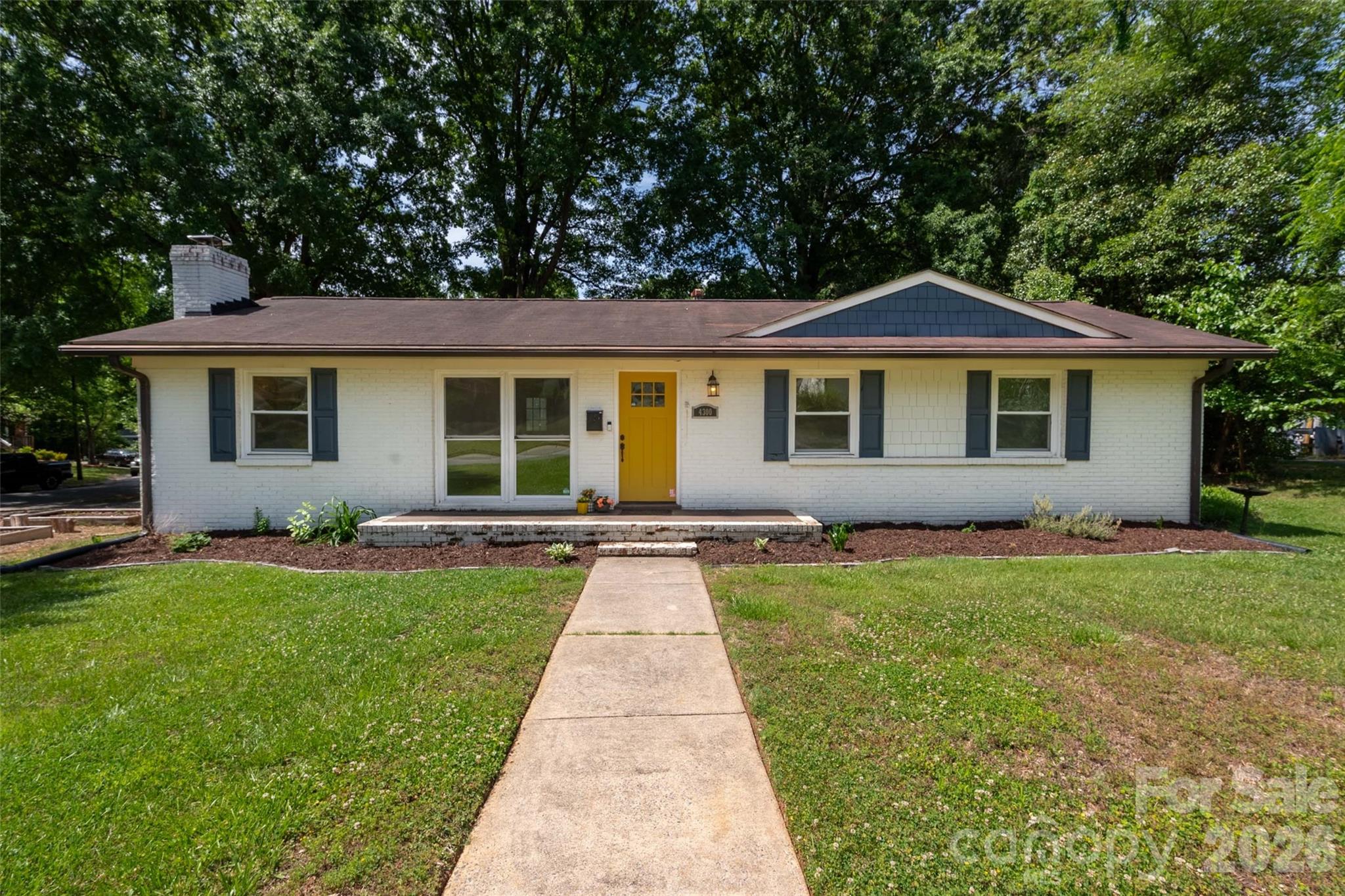 4300 Dowling Drive — photo