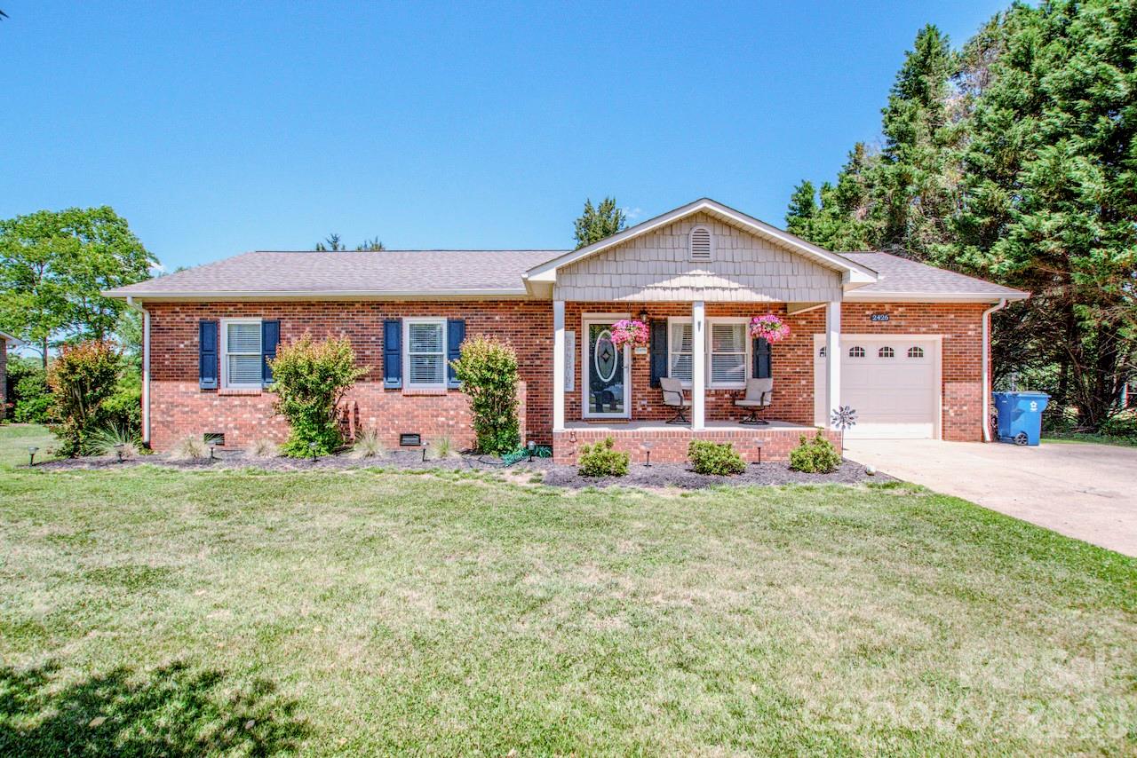 2426 Ashford Drive — photo