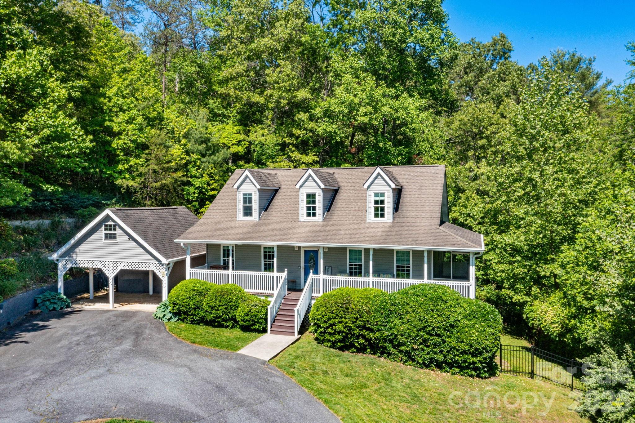 215 Butternut Lane — photo