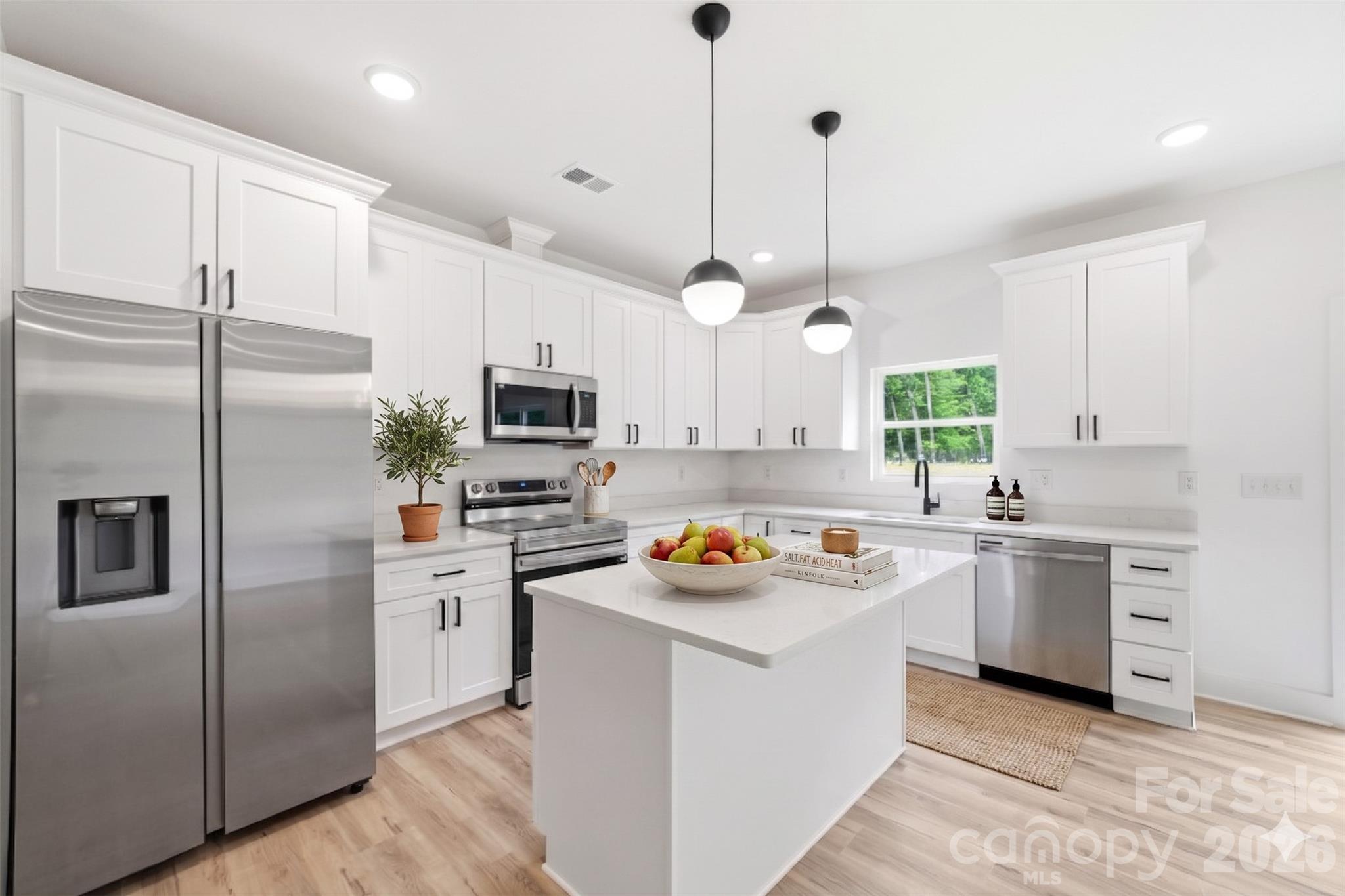 3272 Fairview Drive — photo