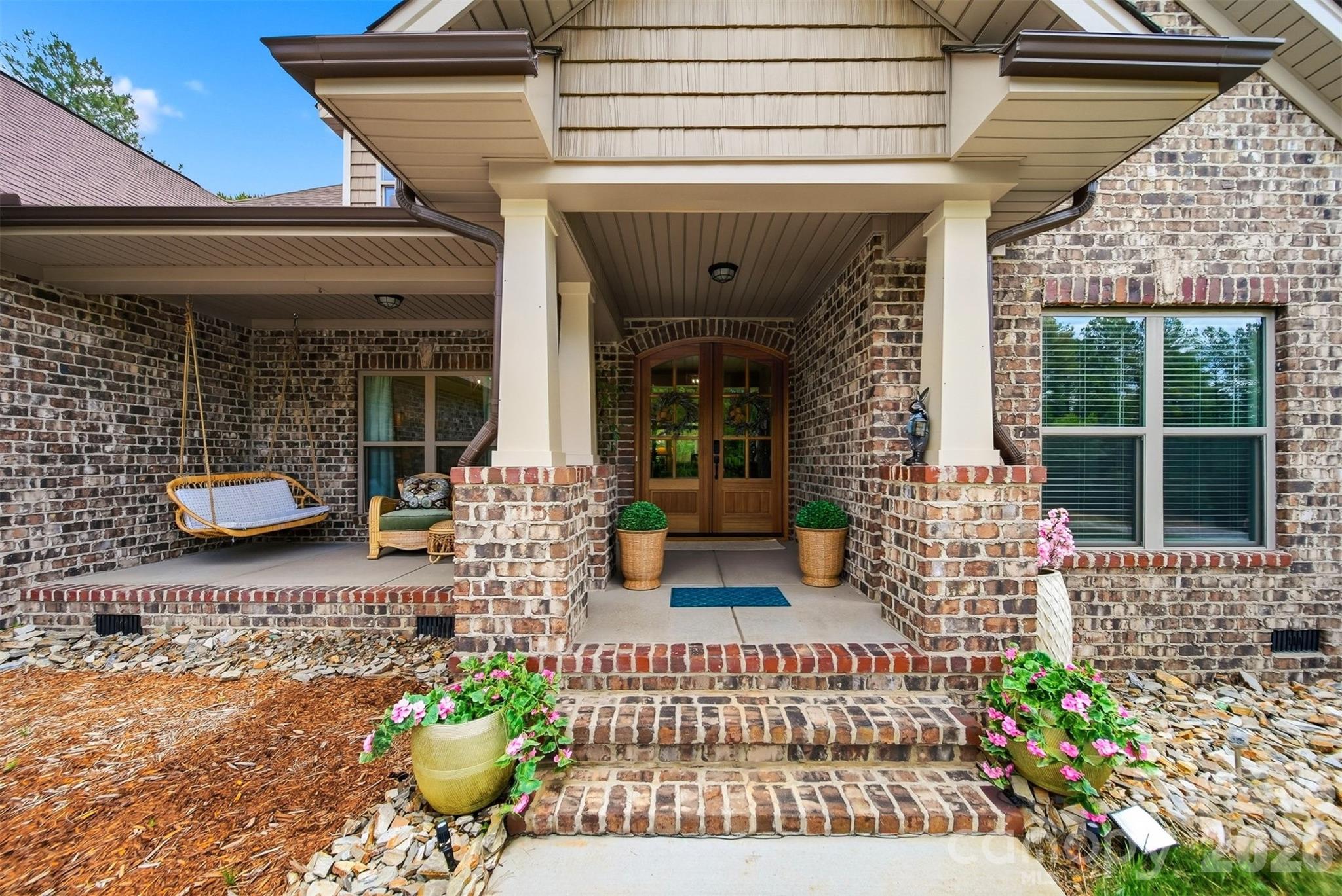 111 Lakefront Drive — photo