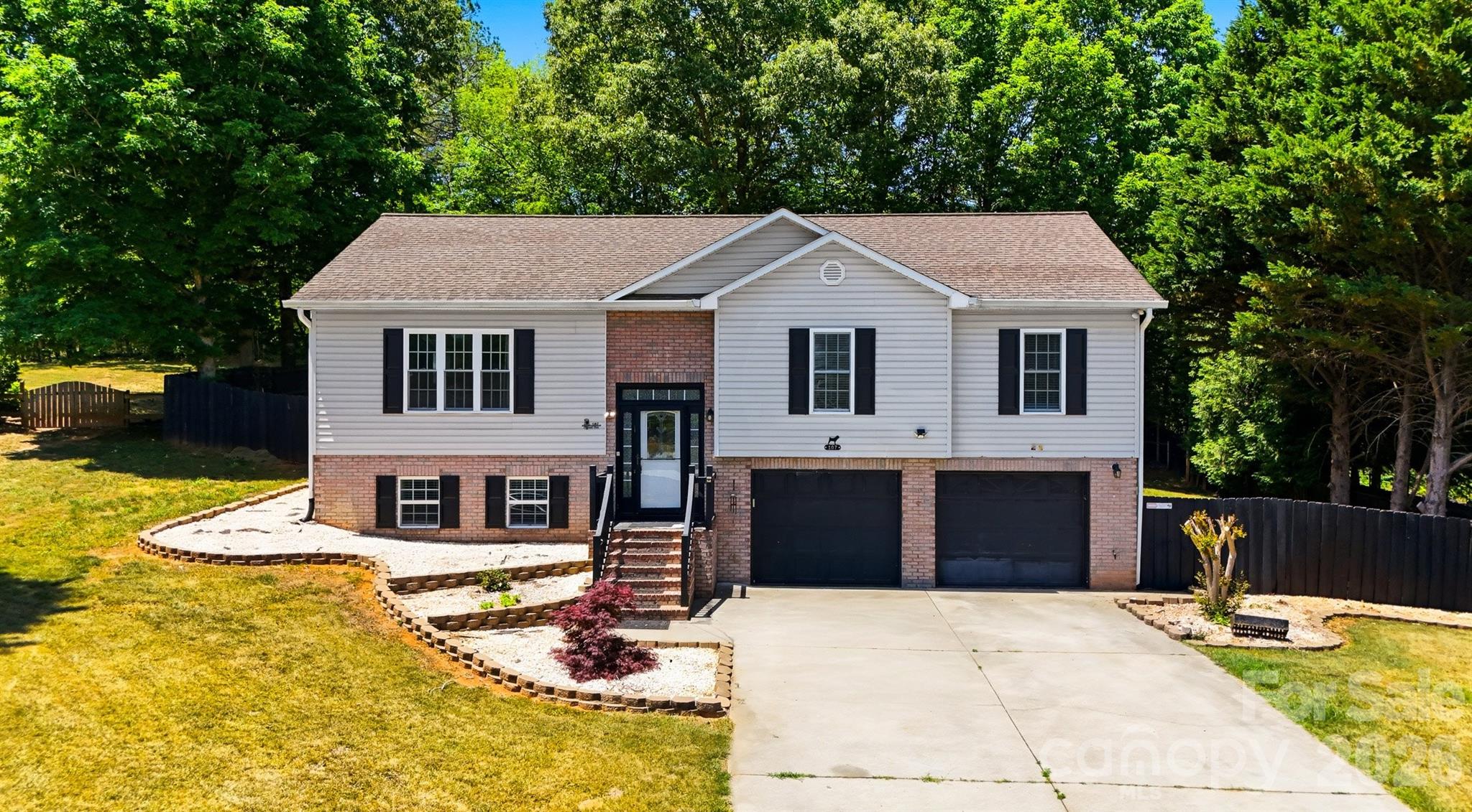 107 Cliffwood Drive — photo